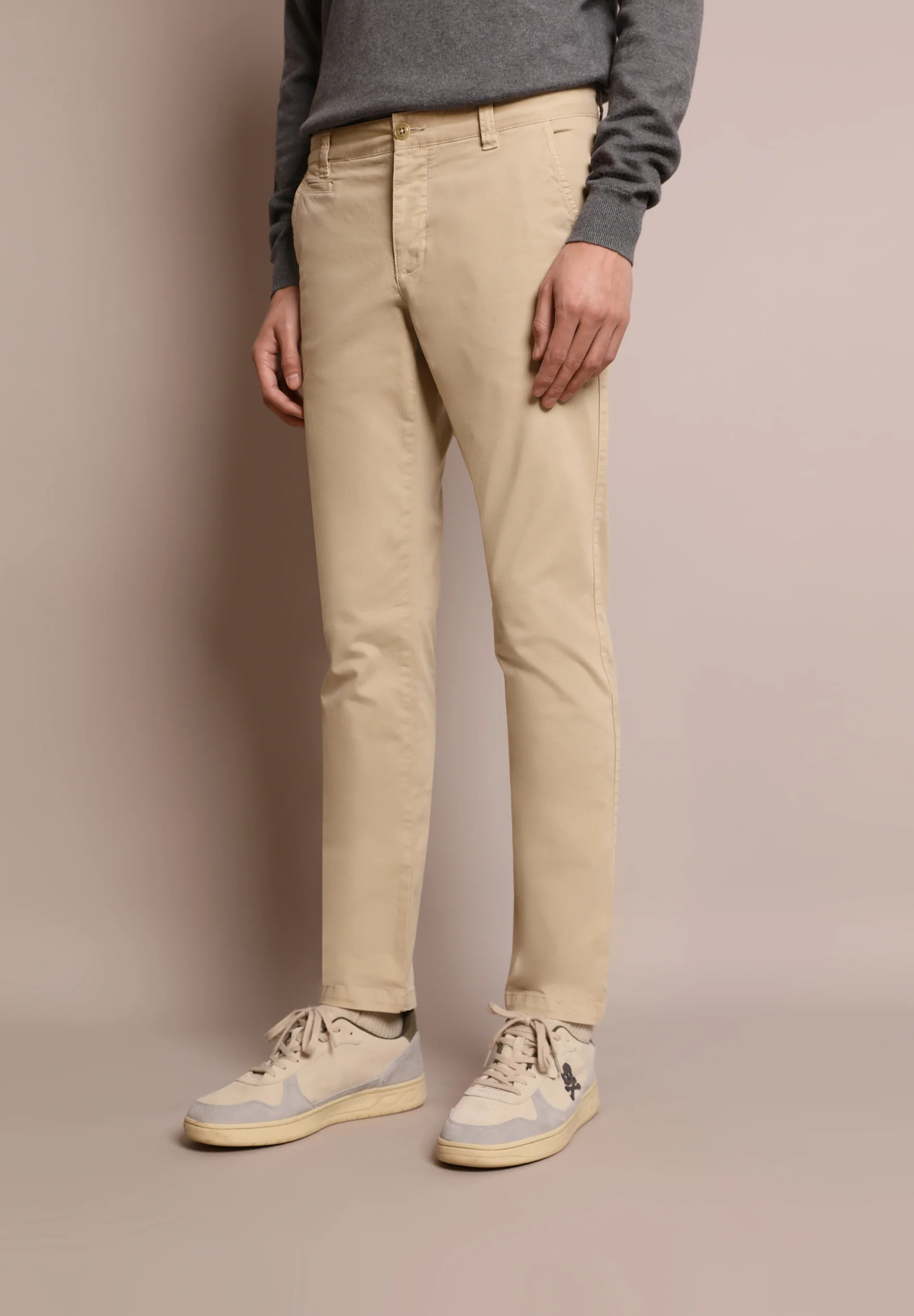 PANTALÓN CHINO CASUAL