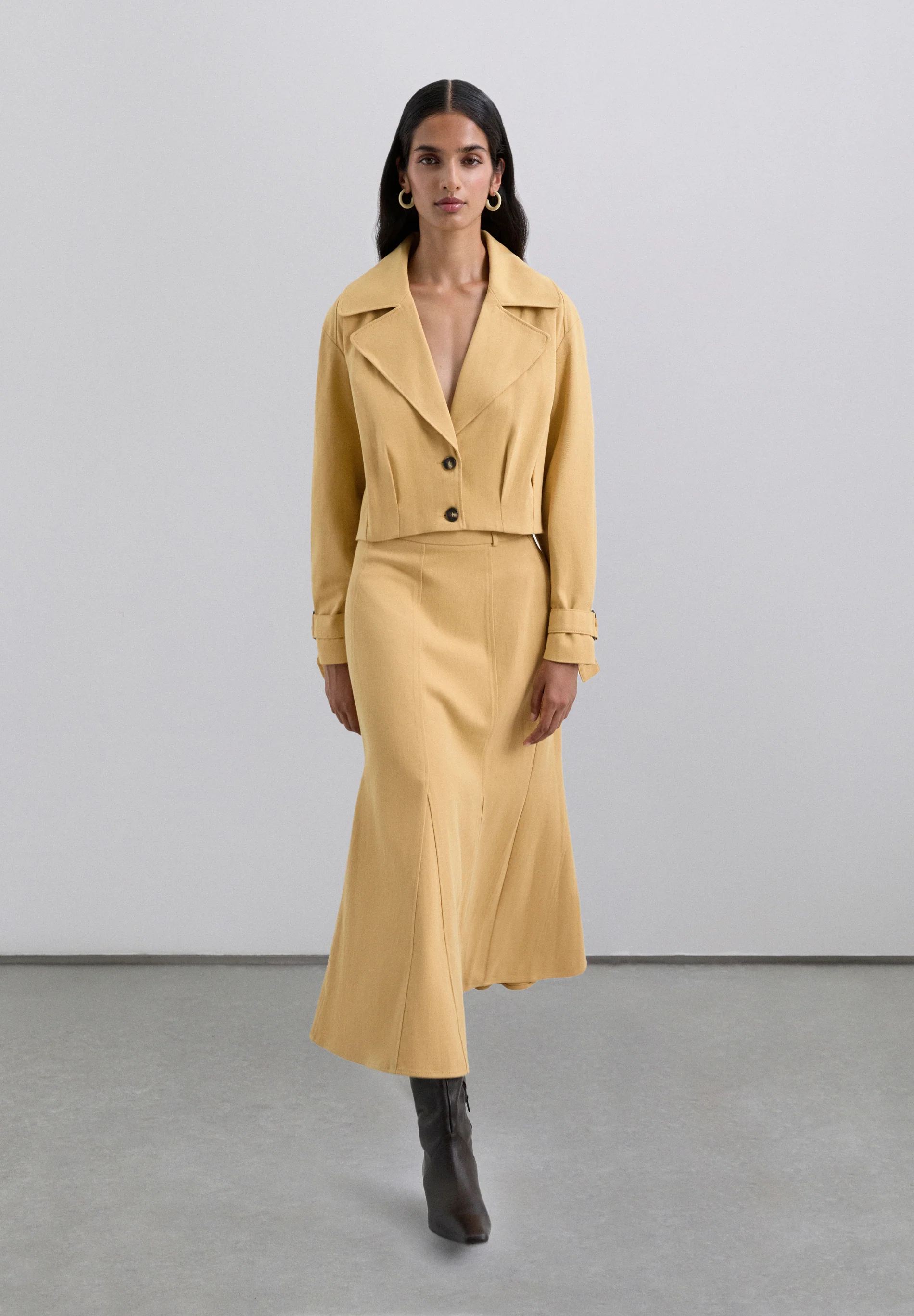 CHAQUETA LIGERA CROPPED