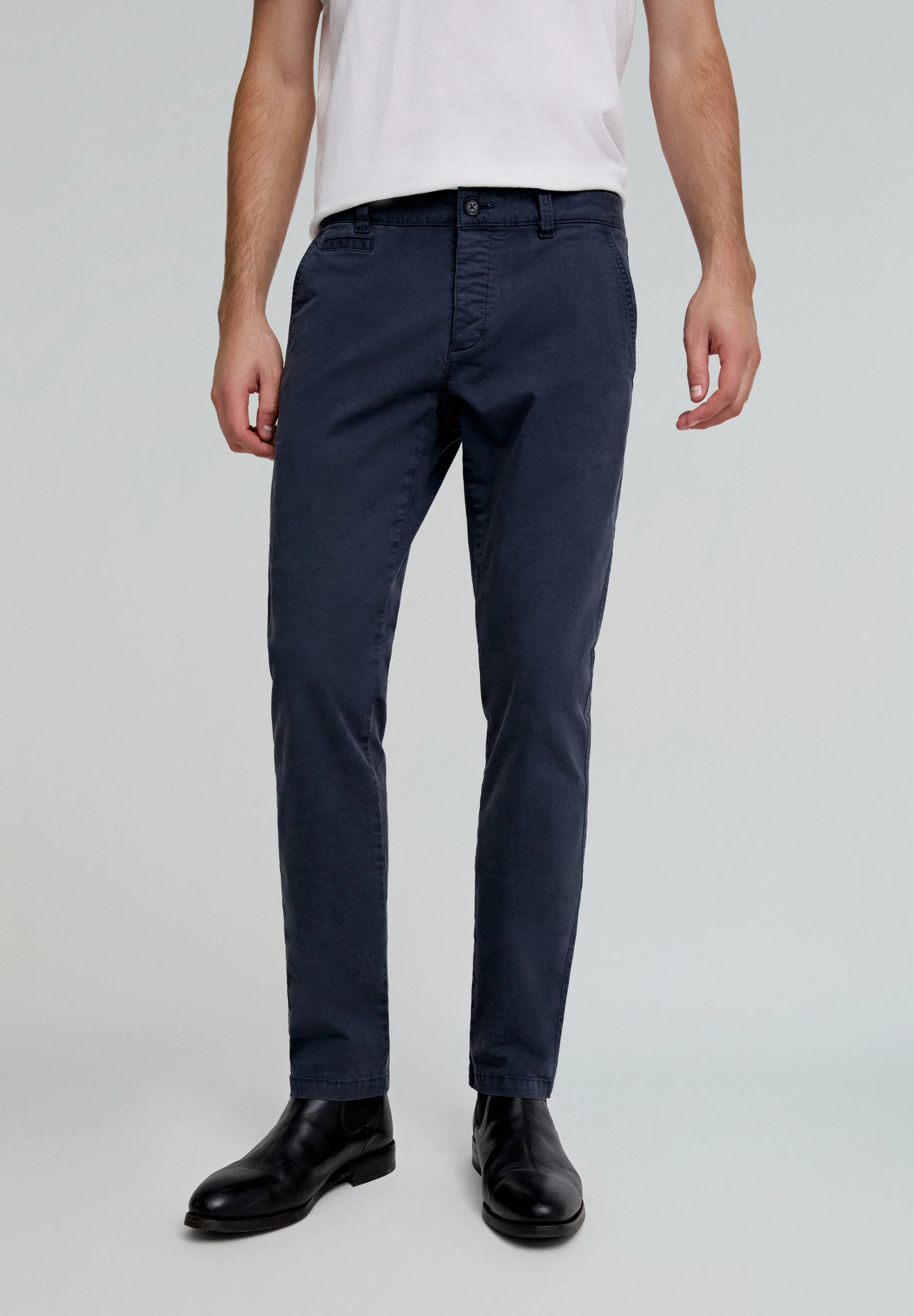 PANTALÓN CHINO CASUAL