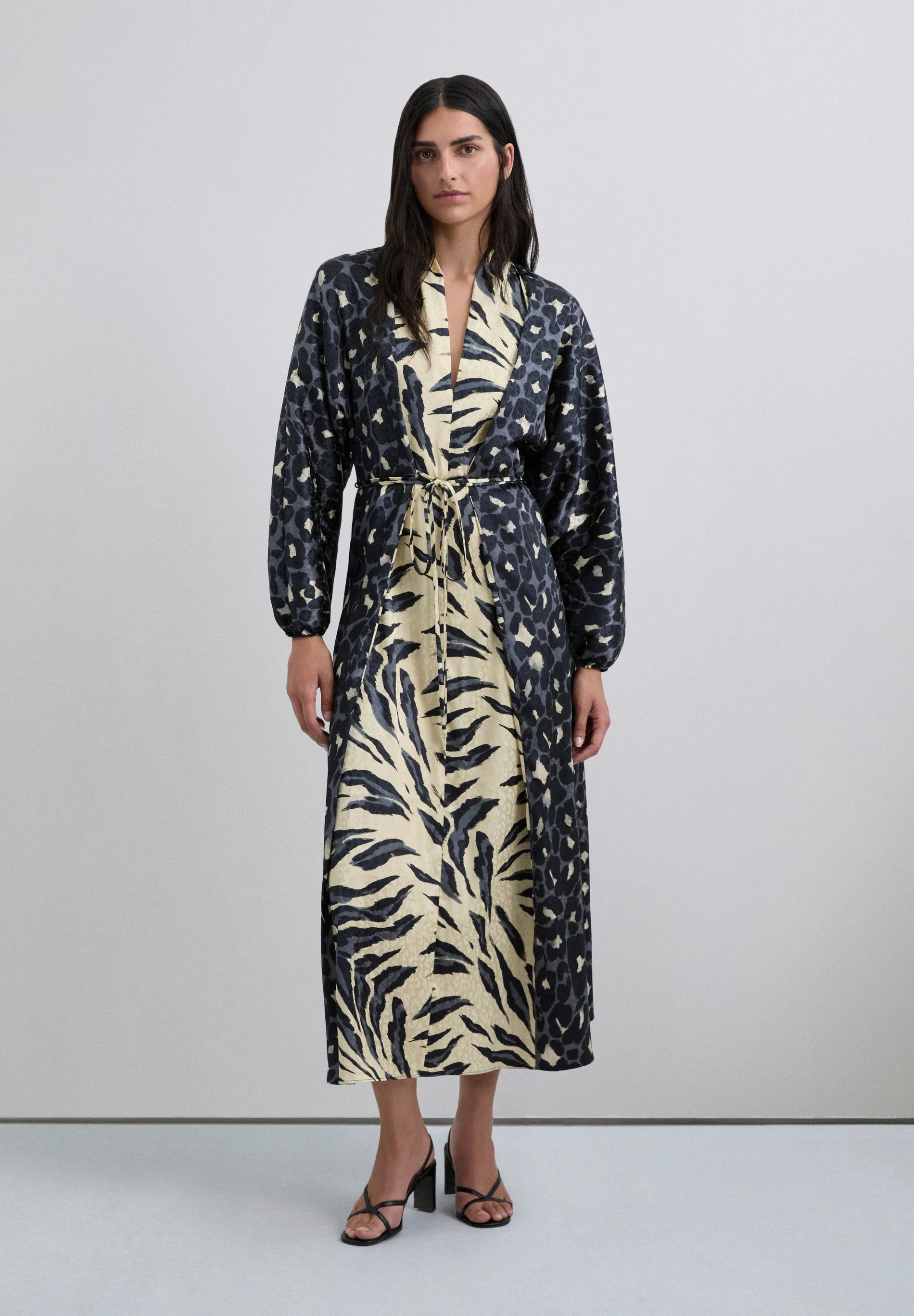 VESTIDO LARGO ANIMAL PRINT