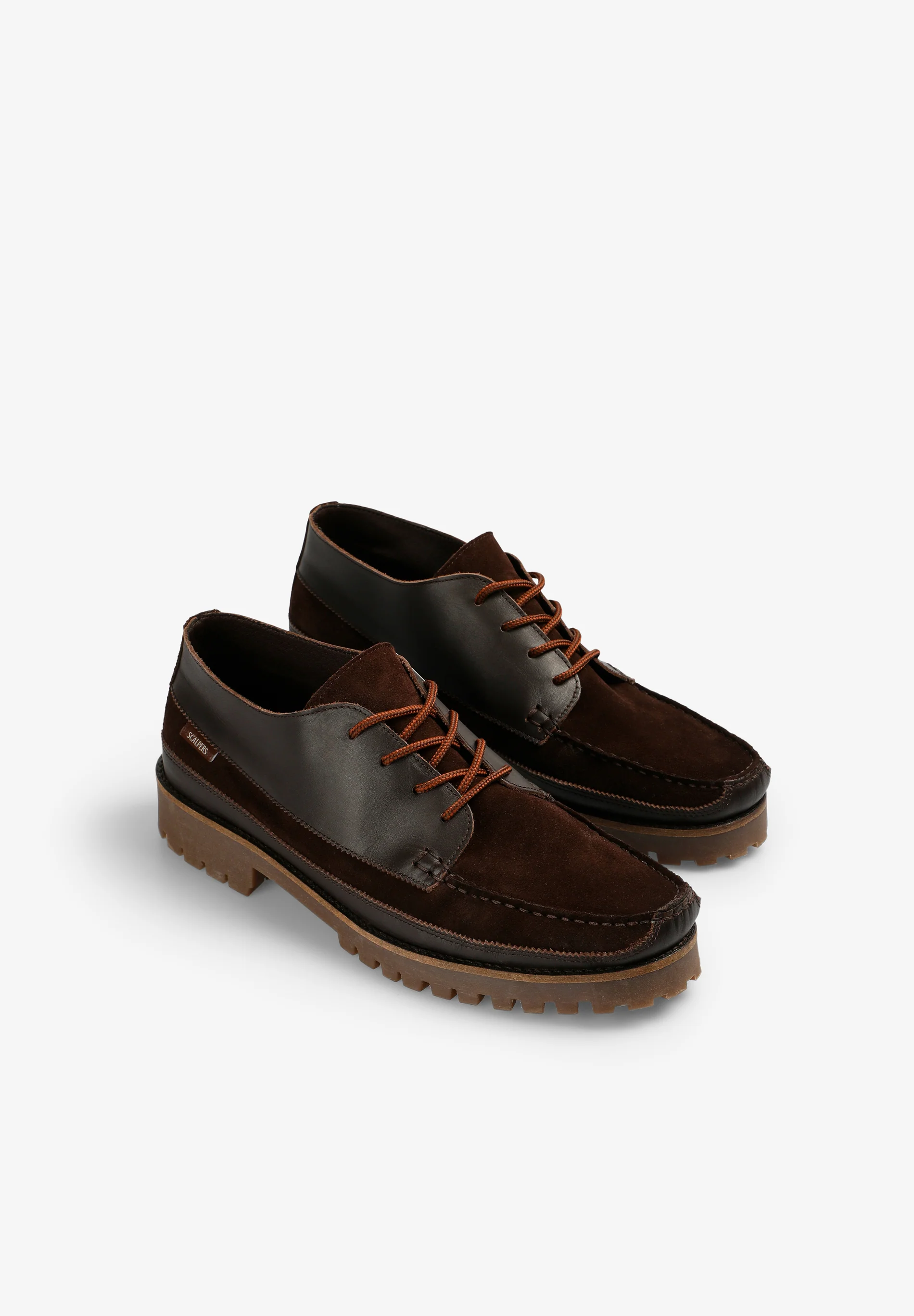 ZAPATO PIEL SUELA DENTADA