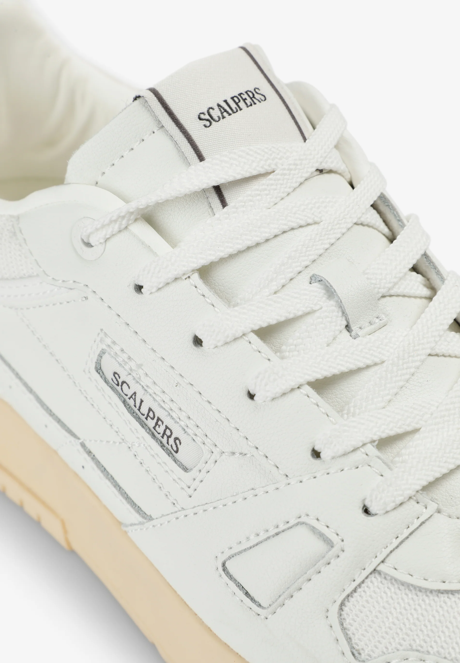 SNEAKERS LOGO PIEL