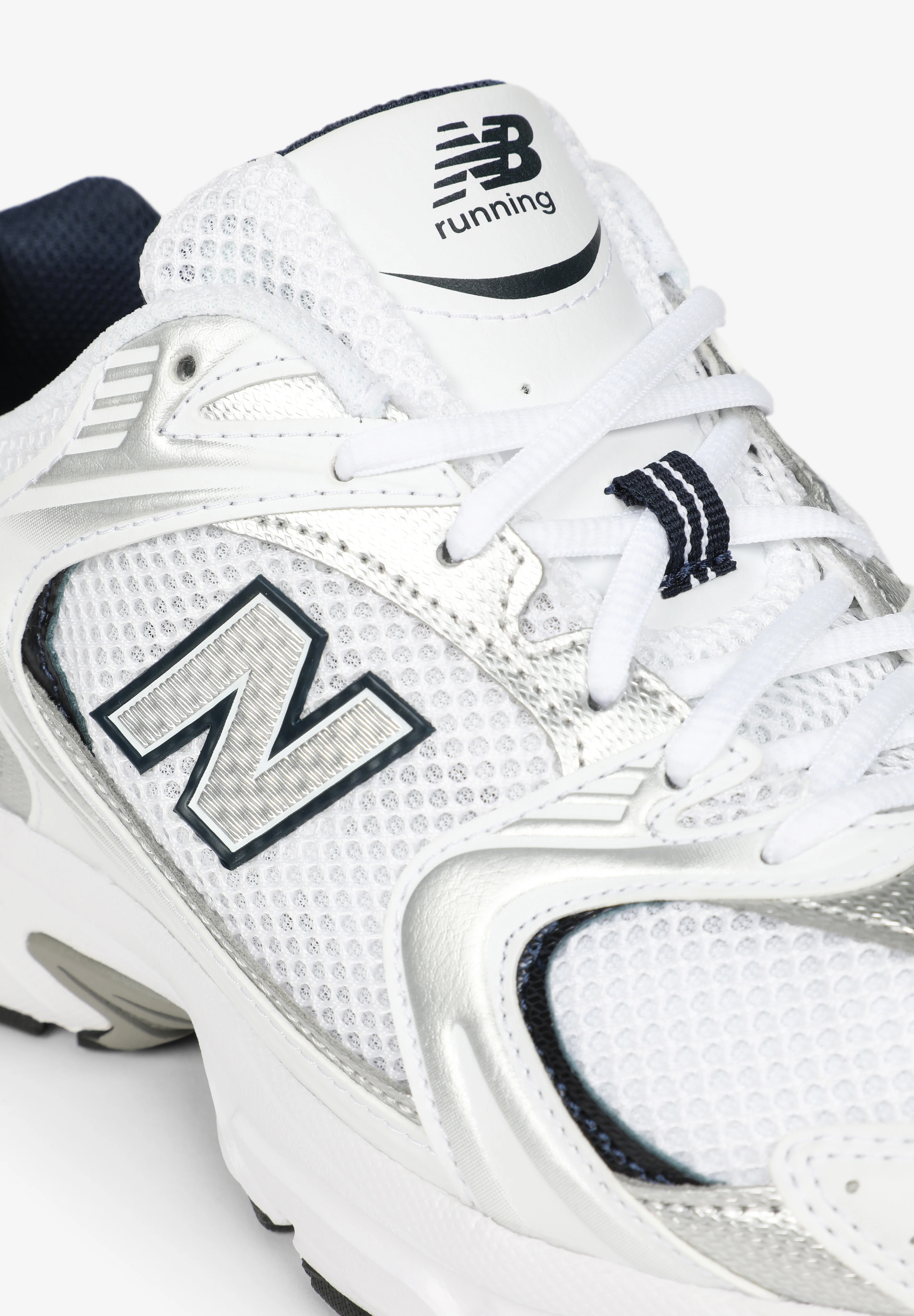 NEW BALANCE | SNEAKERS CLÁSICA 530 UNISEX