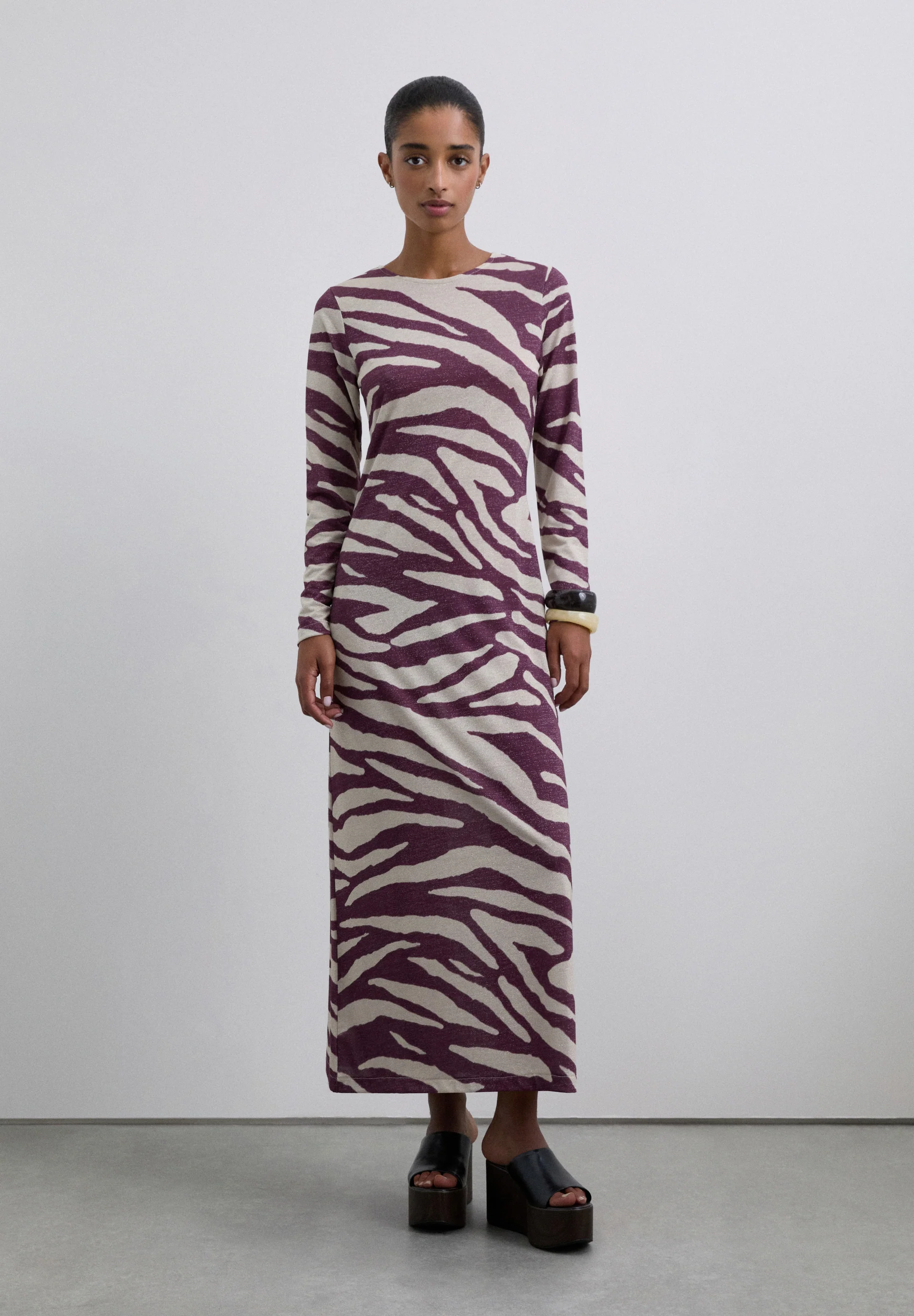 VESTIDO LARGO ANIMAL PRINT