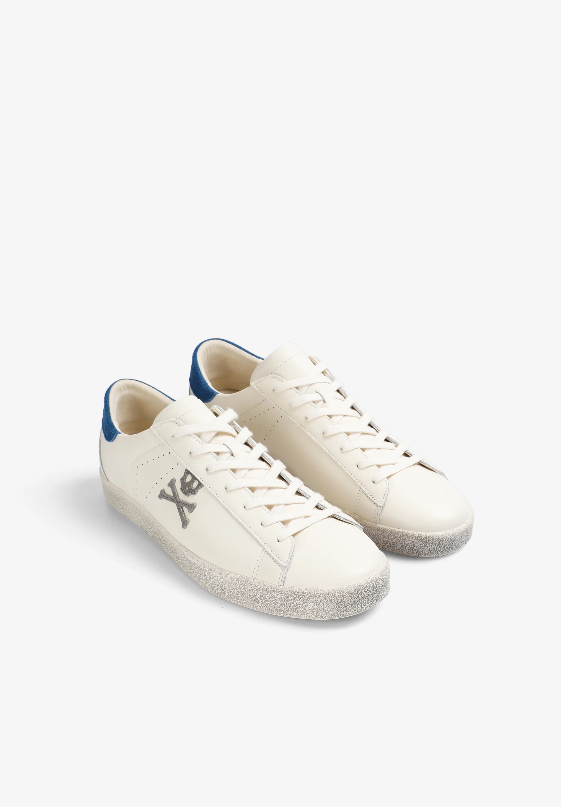 SNEAKERS CALAVERA SUELA CASCO