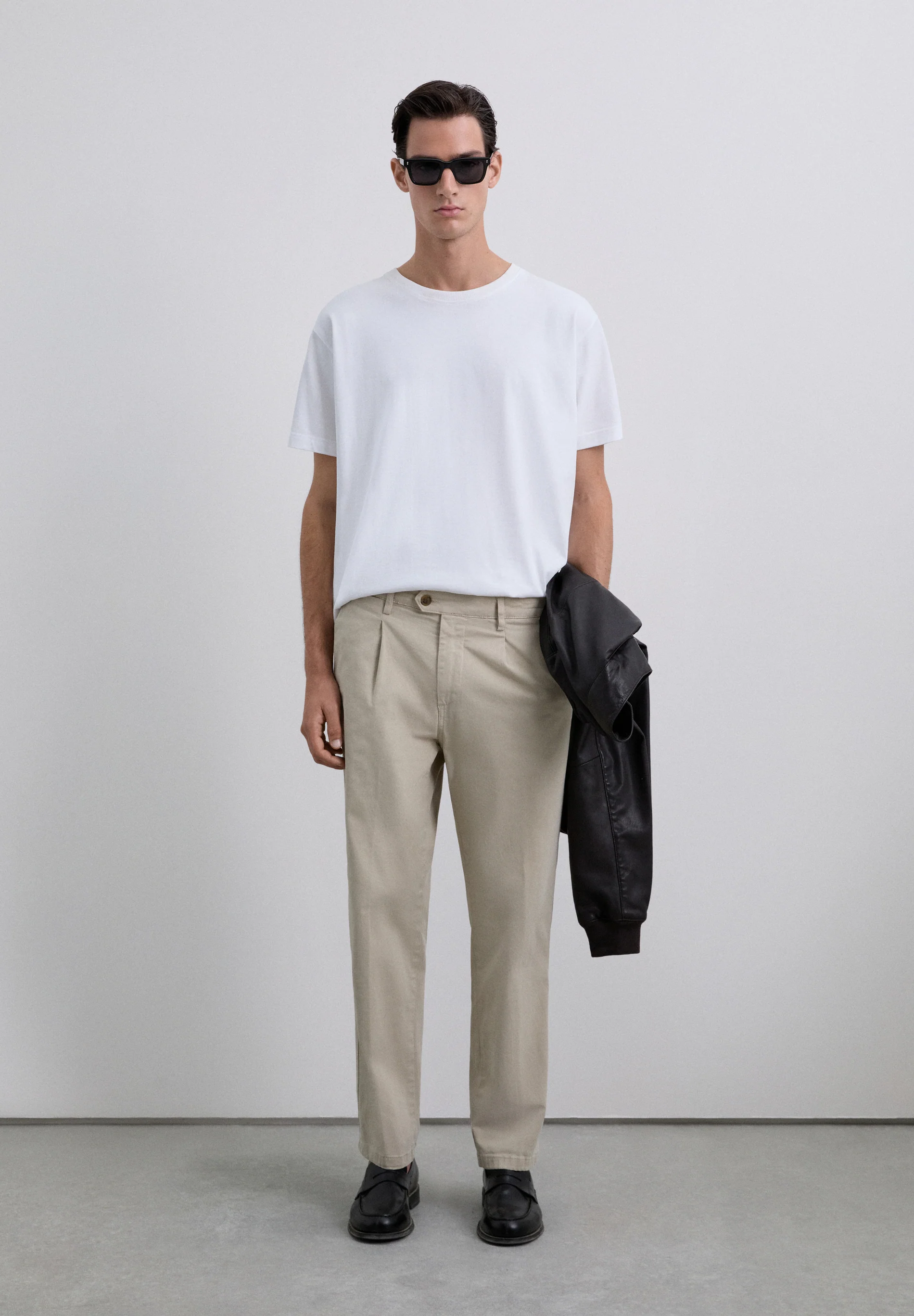 PANTALÓN PINZAS