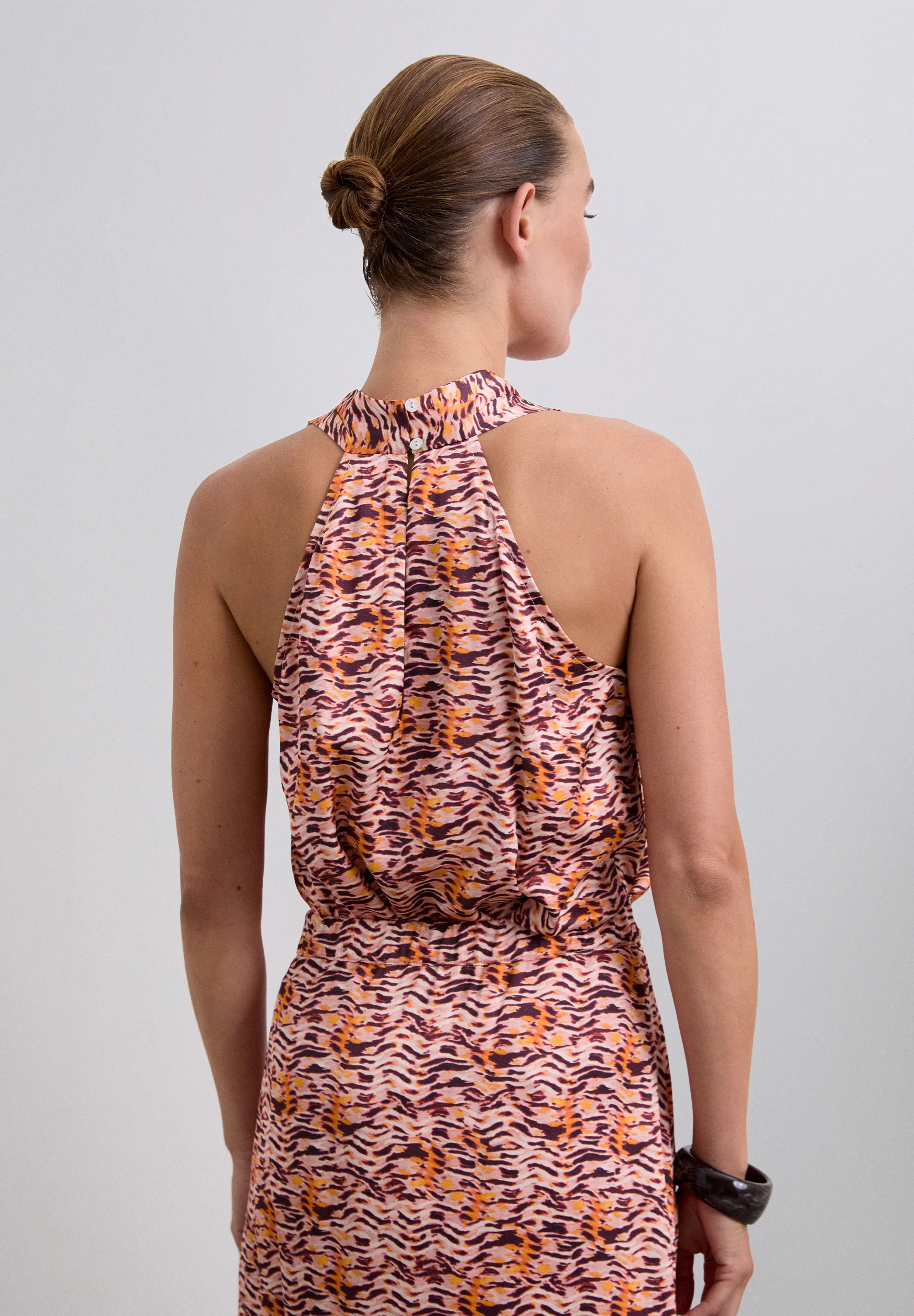 TOP CUELLO HALTER ESTAMPADO