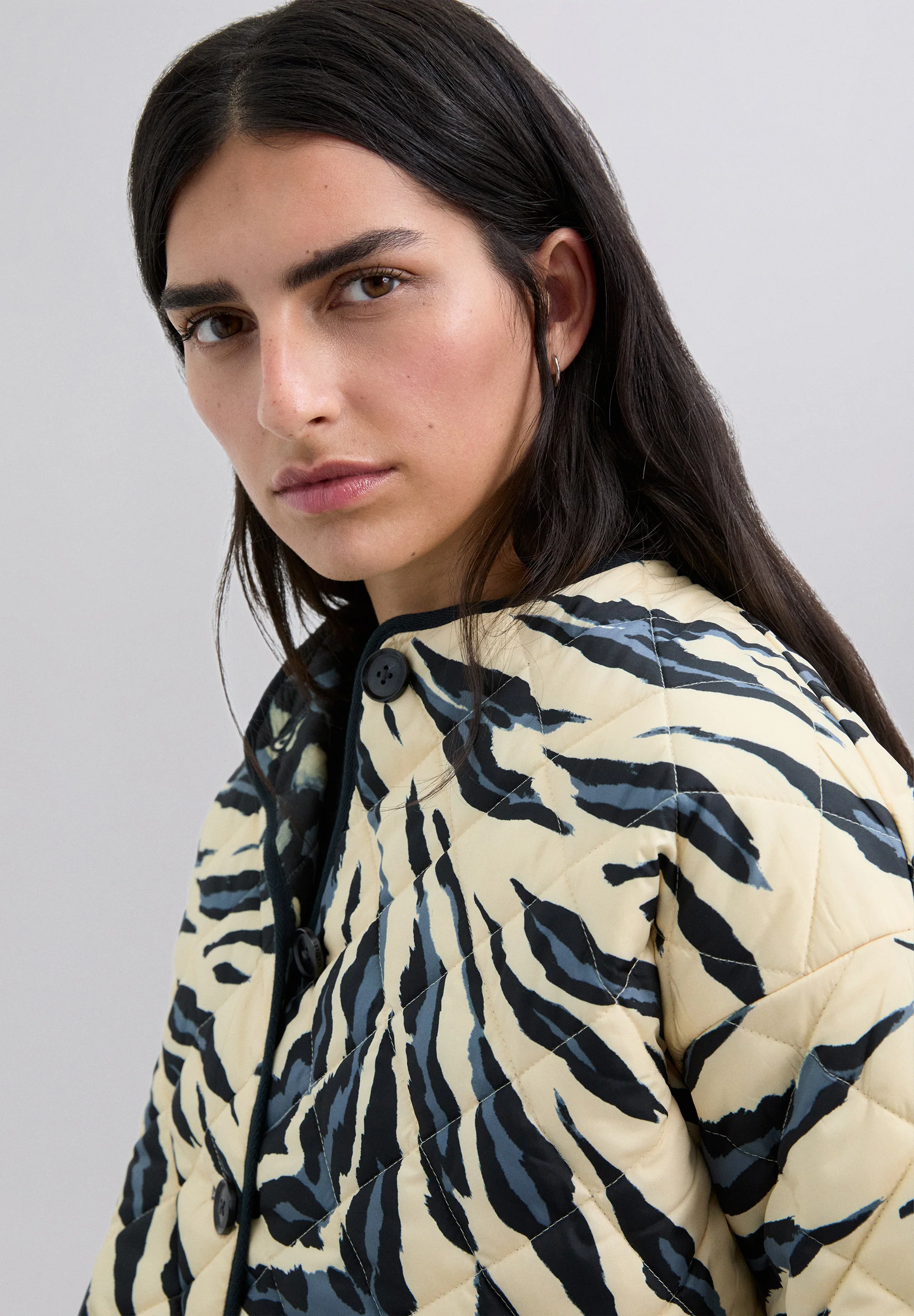 CHAQUETA REVERSIBLE ANIMAL PRINT