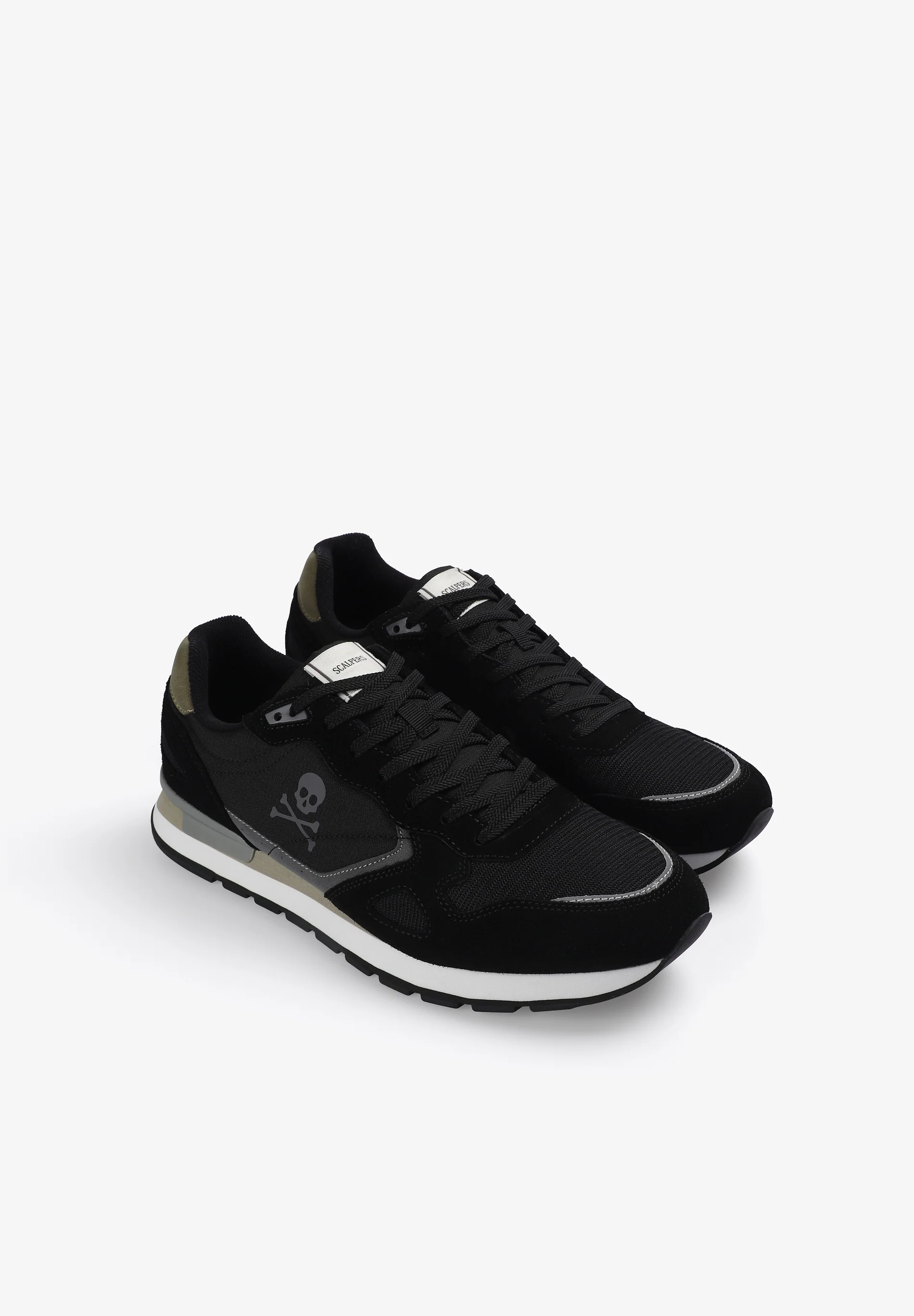 SNEAKERS PIEL CALAVERA