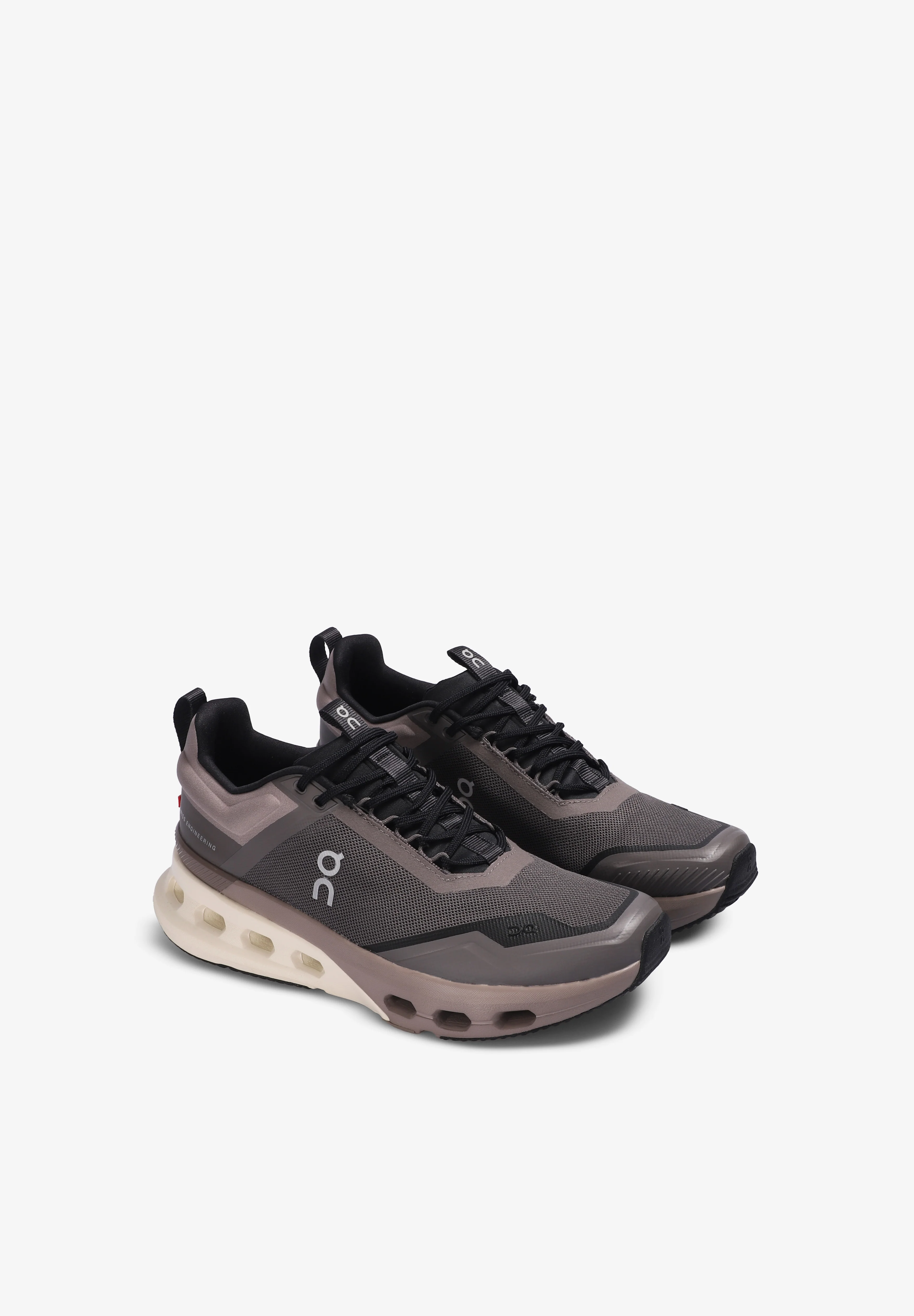 ON | SNEAKERS CLOUDNOVA X HOMBRE