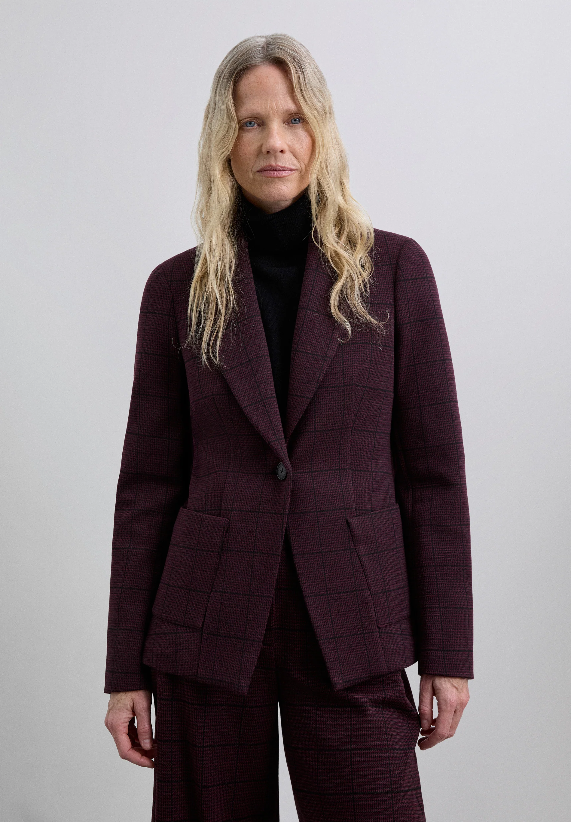 BLAZER BURDEOS CUADROS