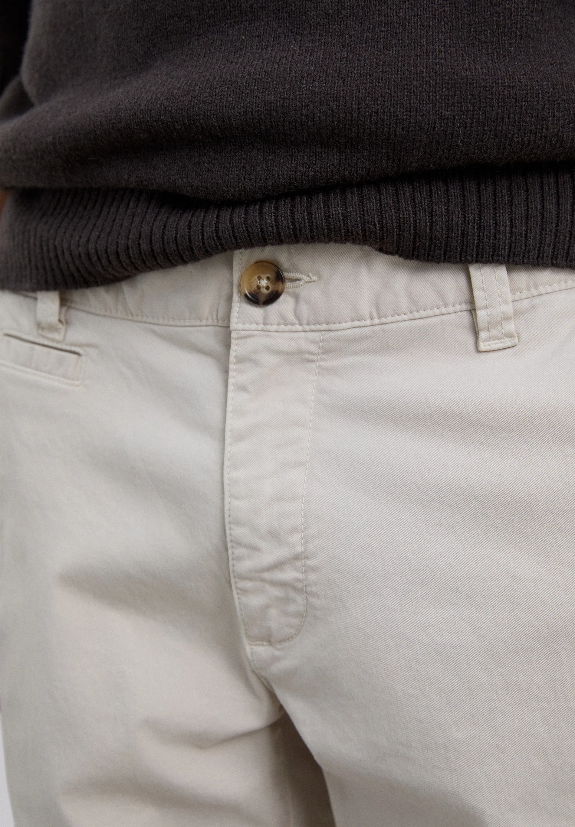 PANTALÓN CHINO CASUAL