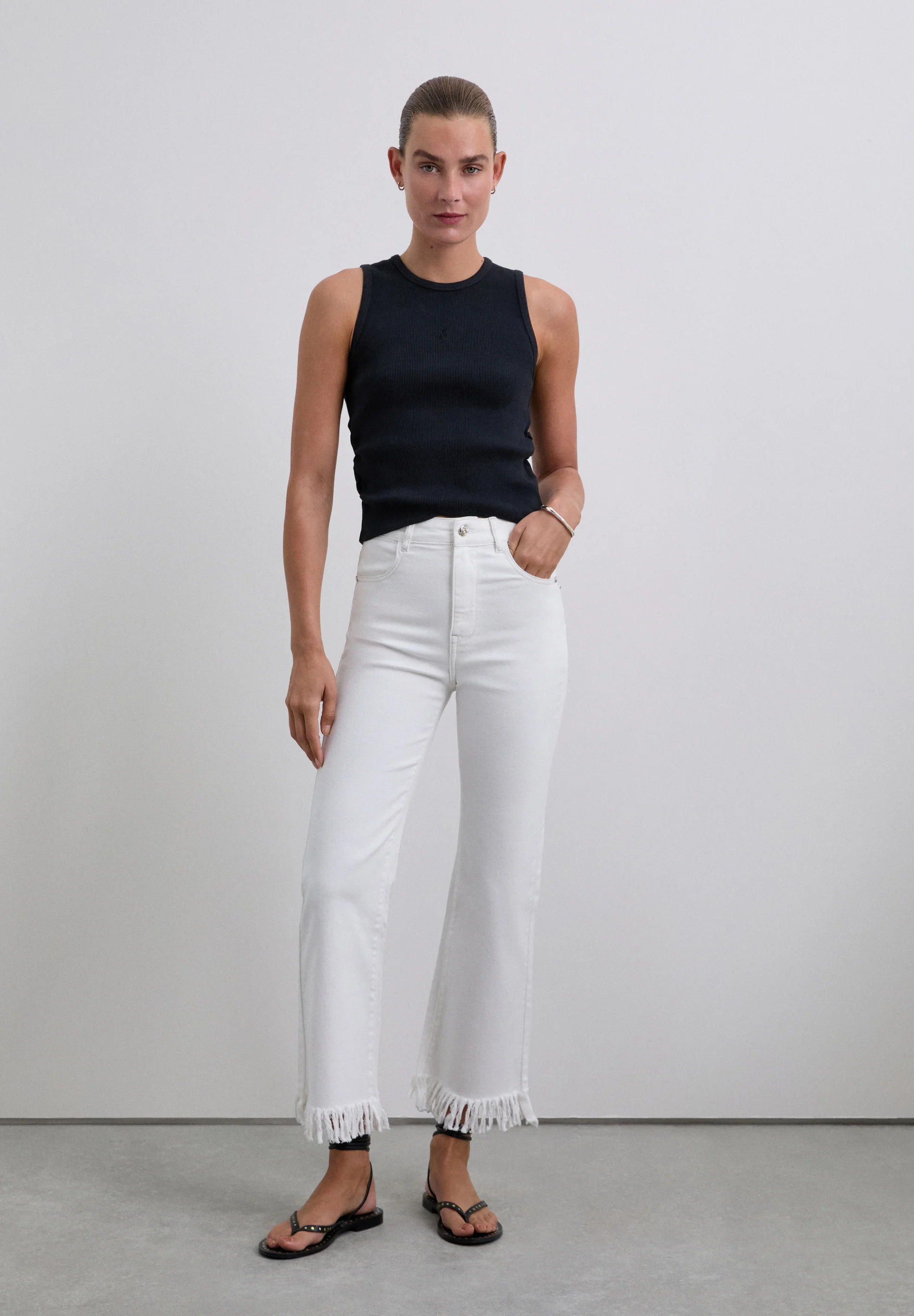 PANTALÓN DENIM FLECOS