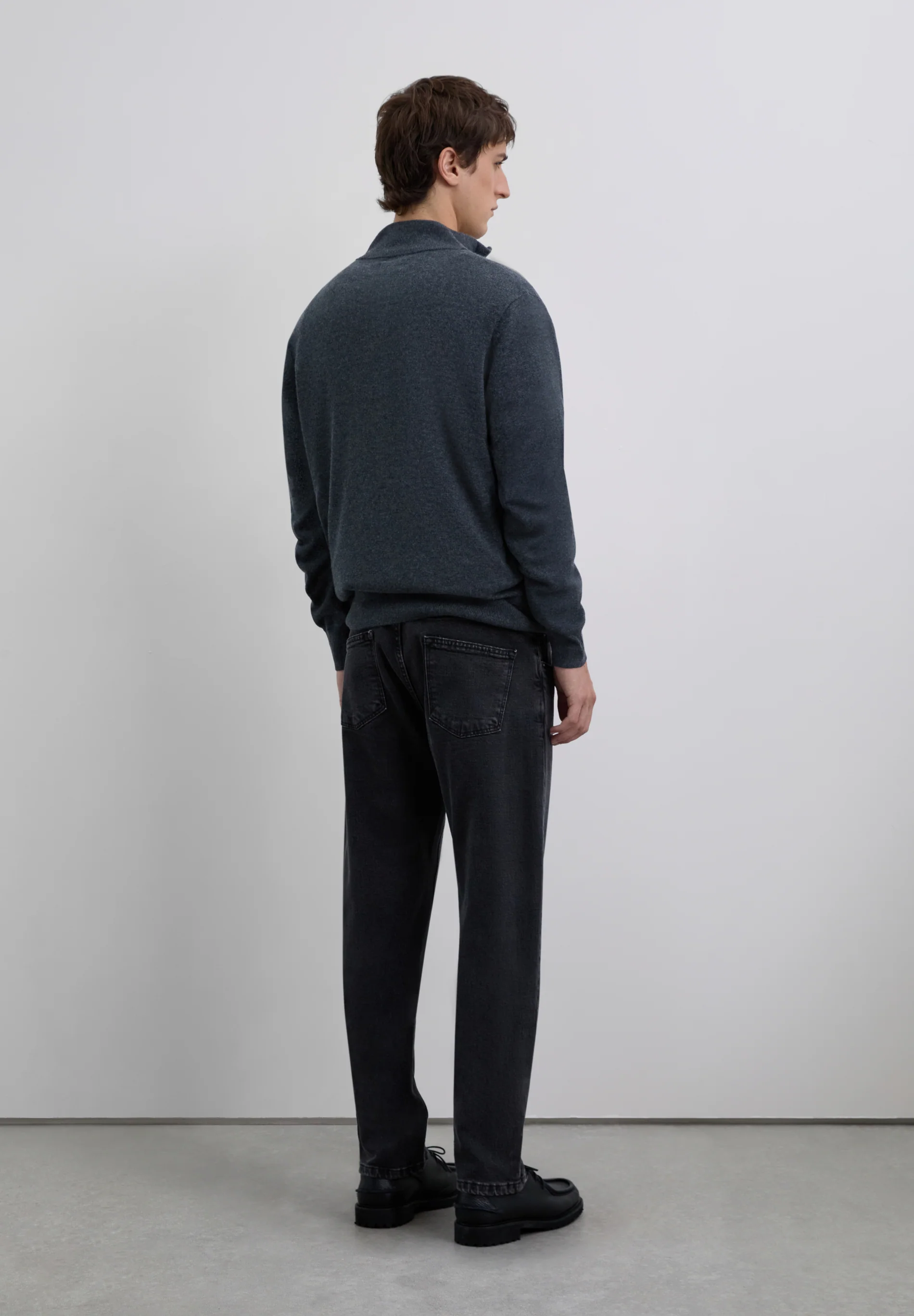 PANTALÓN VAQUERO SLIM FIT