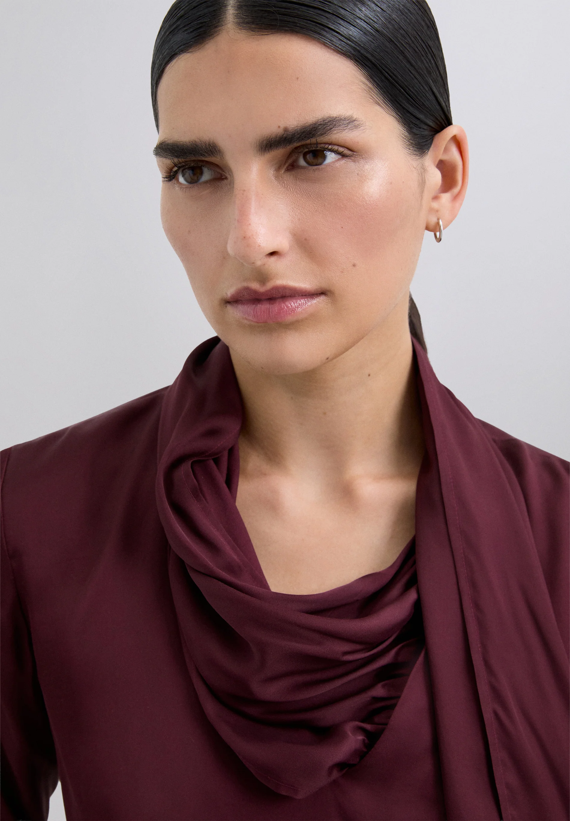 BLUSA SATÉN DRAPEADA