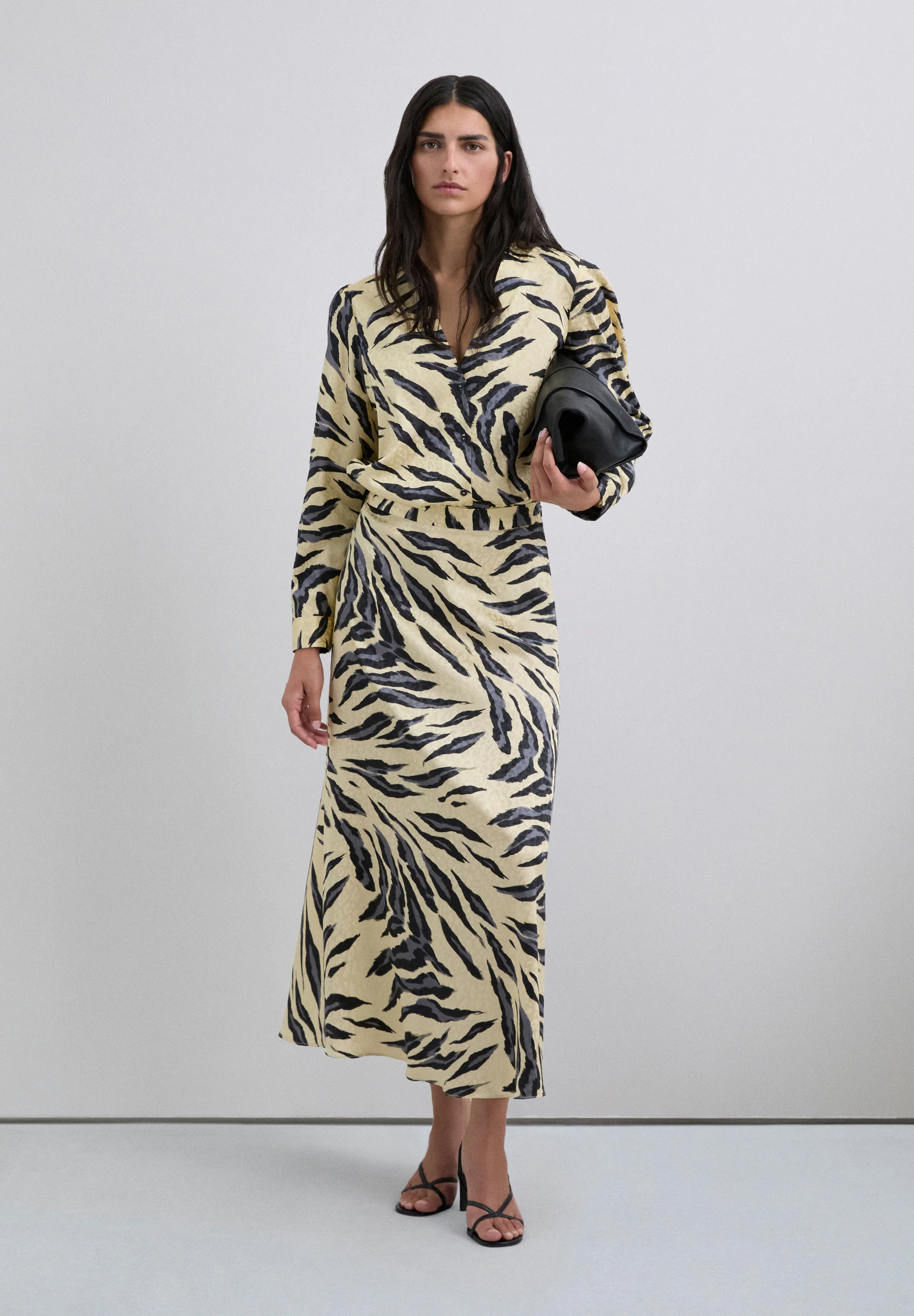 FALDA MIDI ANIMAL PRINT