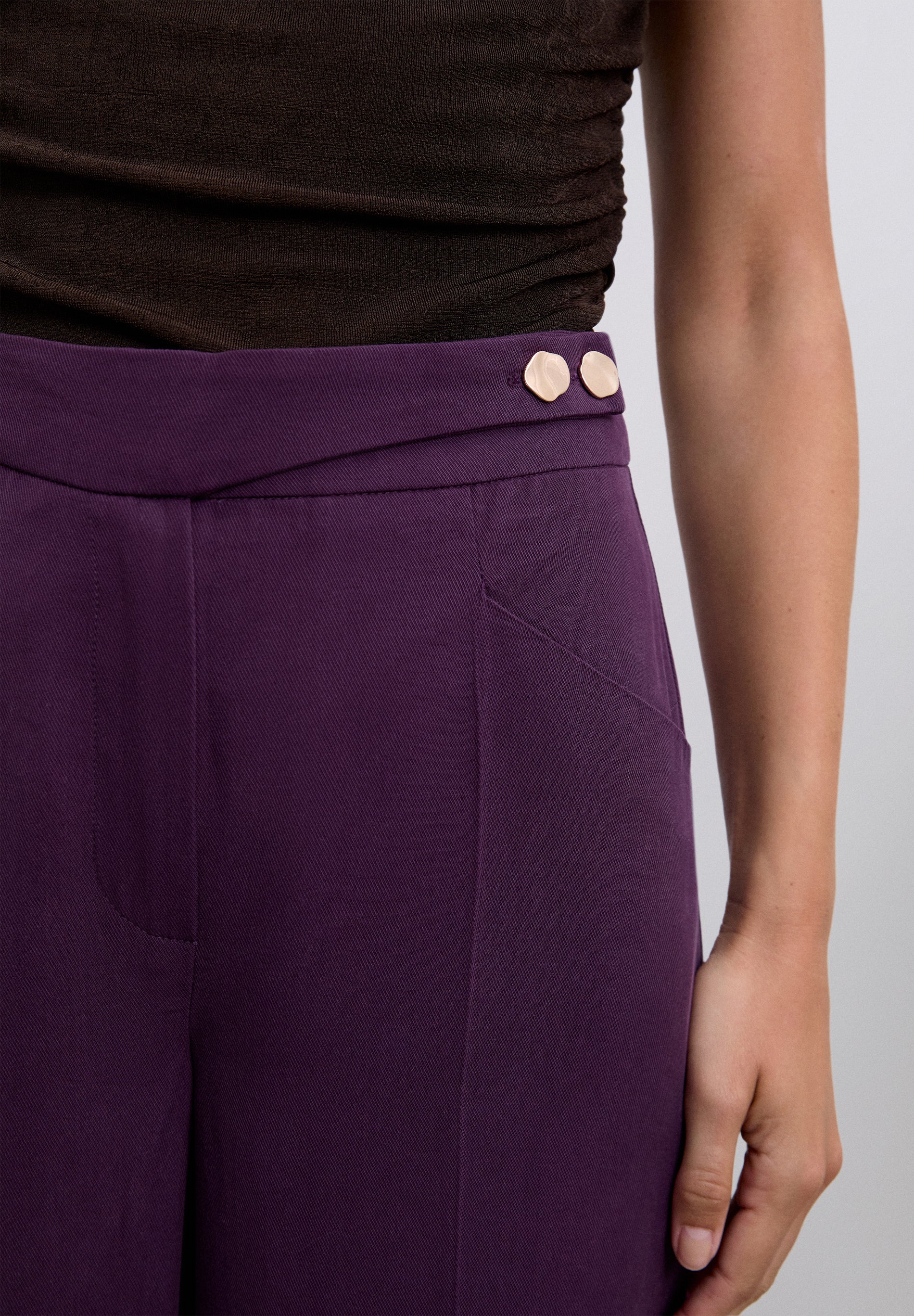 PANTALÓN CULOTTE PINZAS