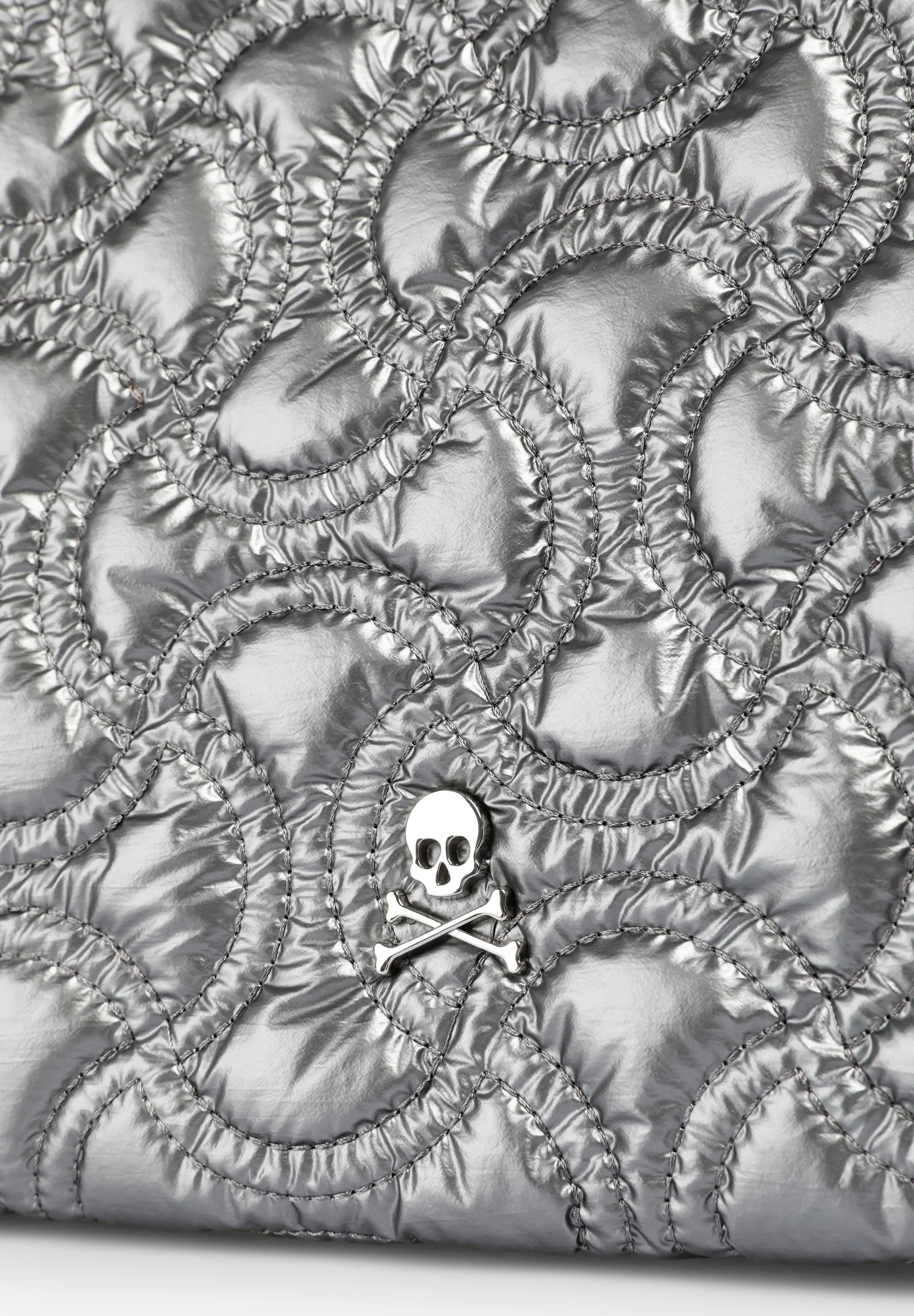 BOLSO SHOPPER ACOLCHADO CALAVERA