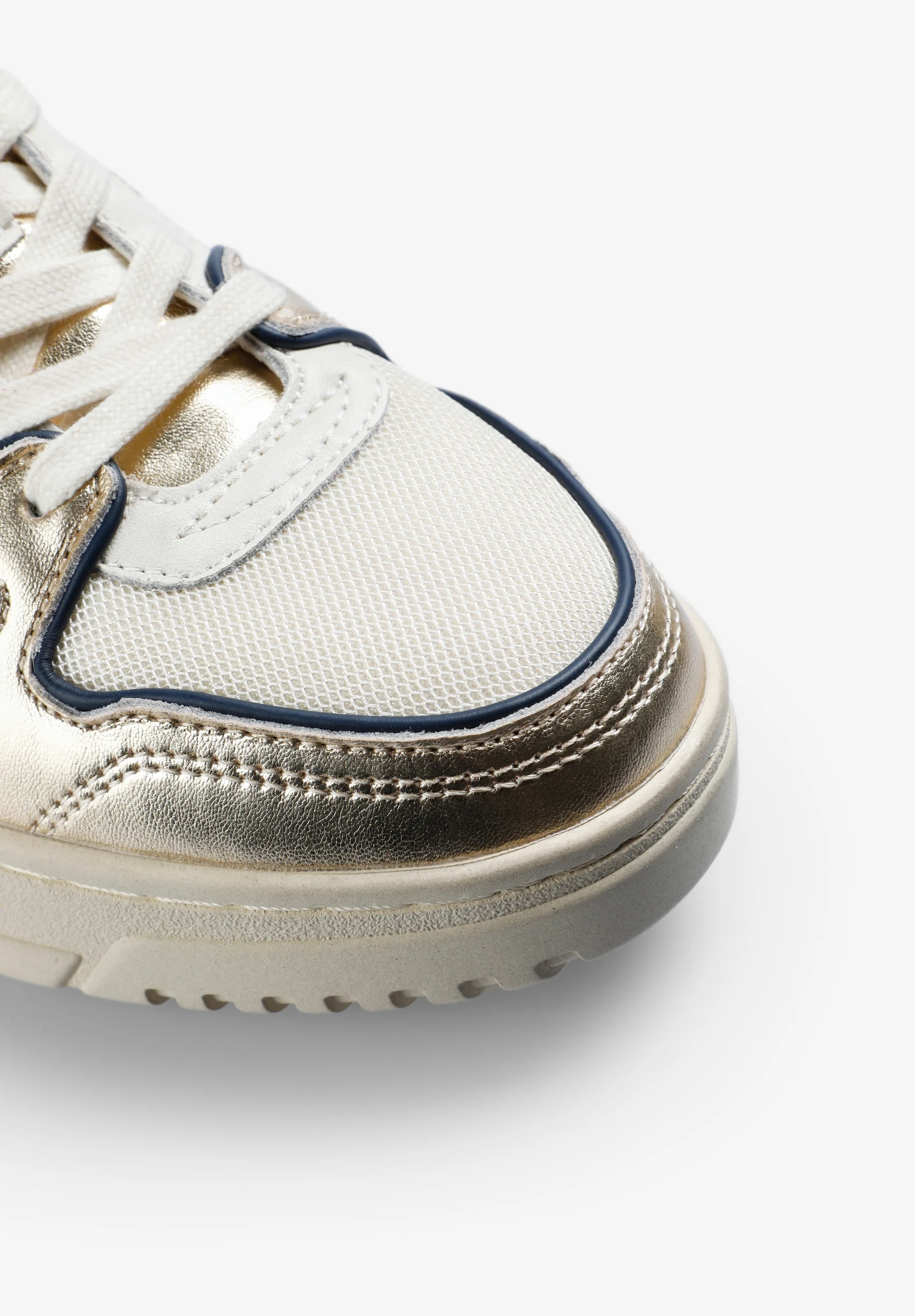 SNEAKERS CALAVERA CONTRASTE