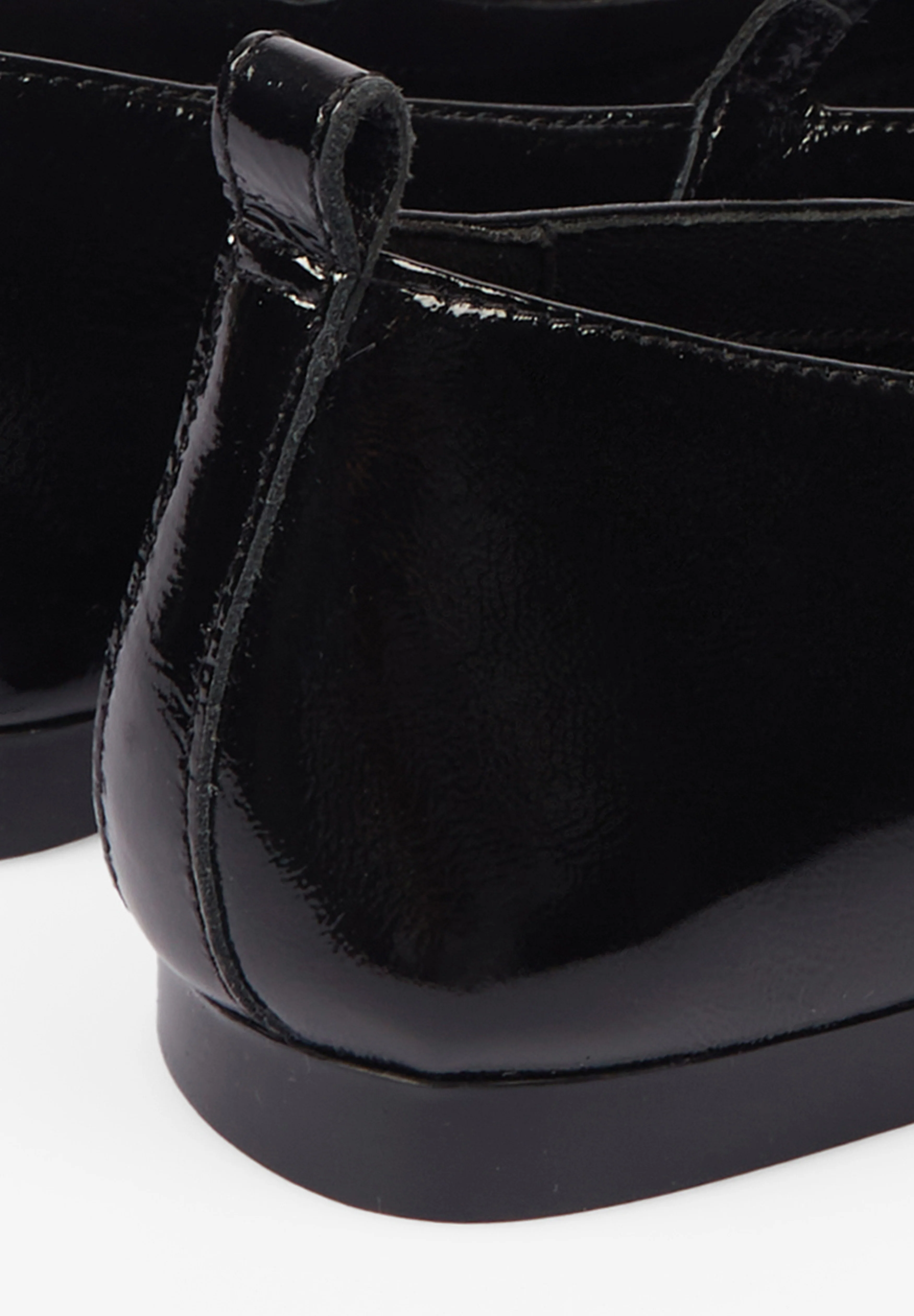 VAGABOND | BAILARINAS DELIA