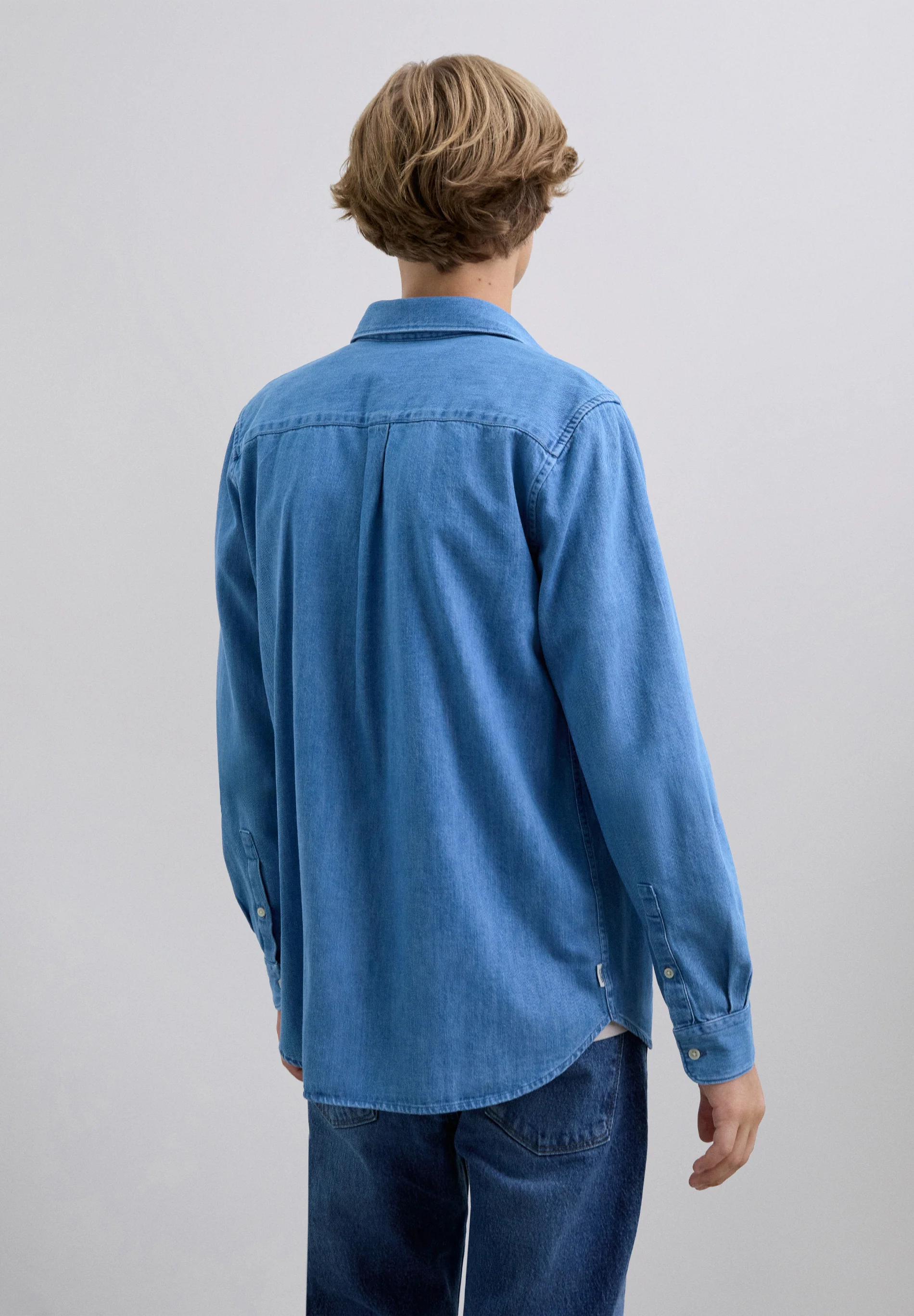 CAMISA DENIM BOLSILLOS