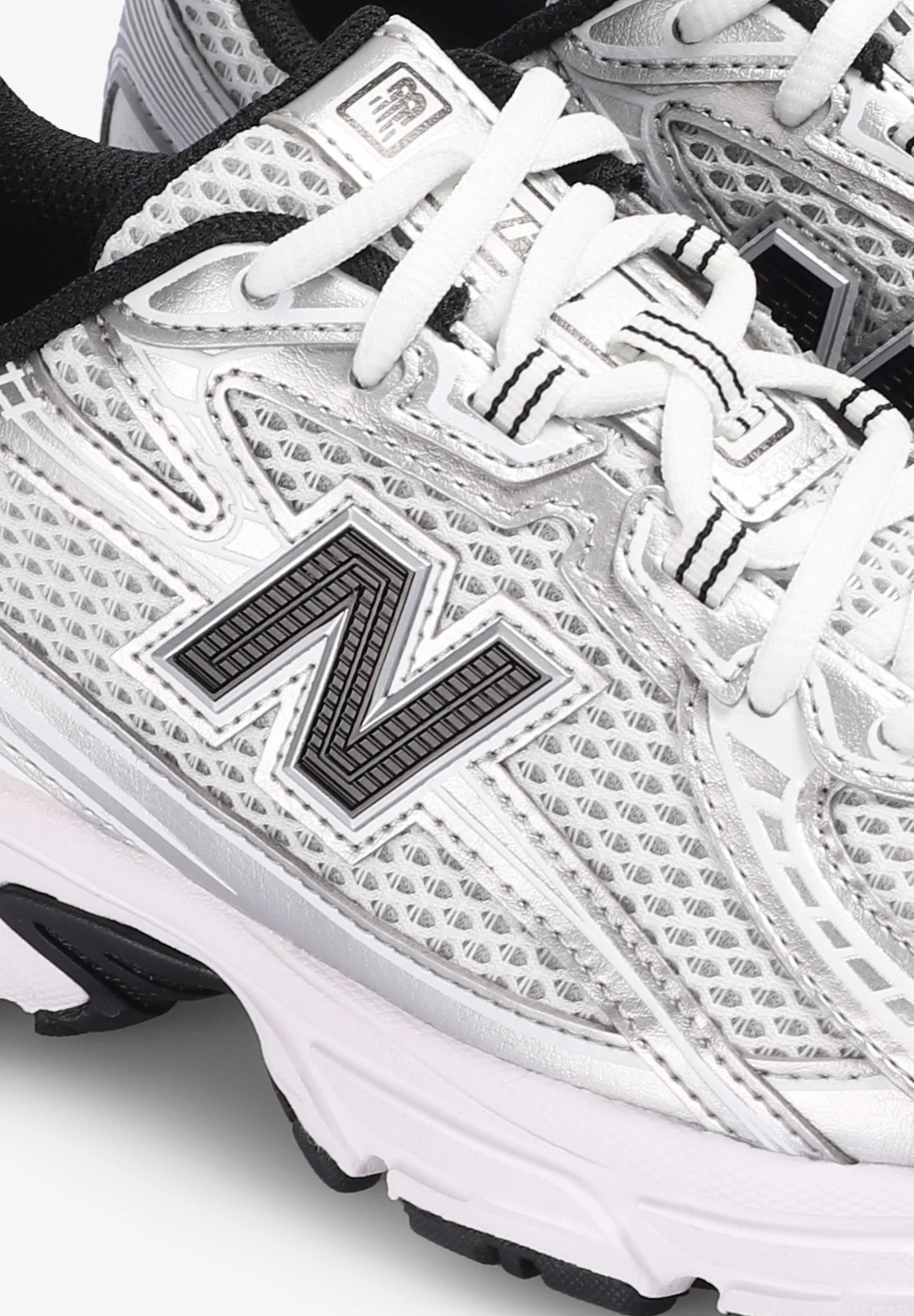 NEW BALANCE | SNEAKERS 740 MUJER