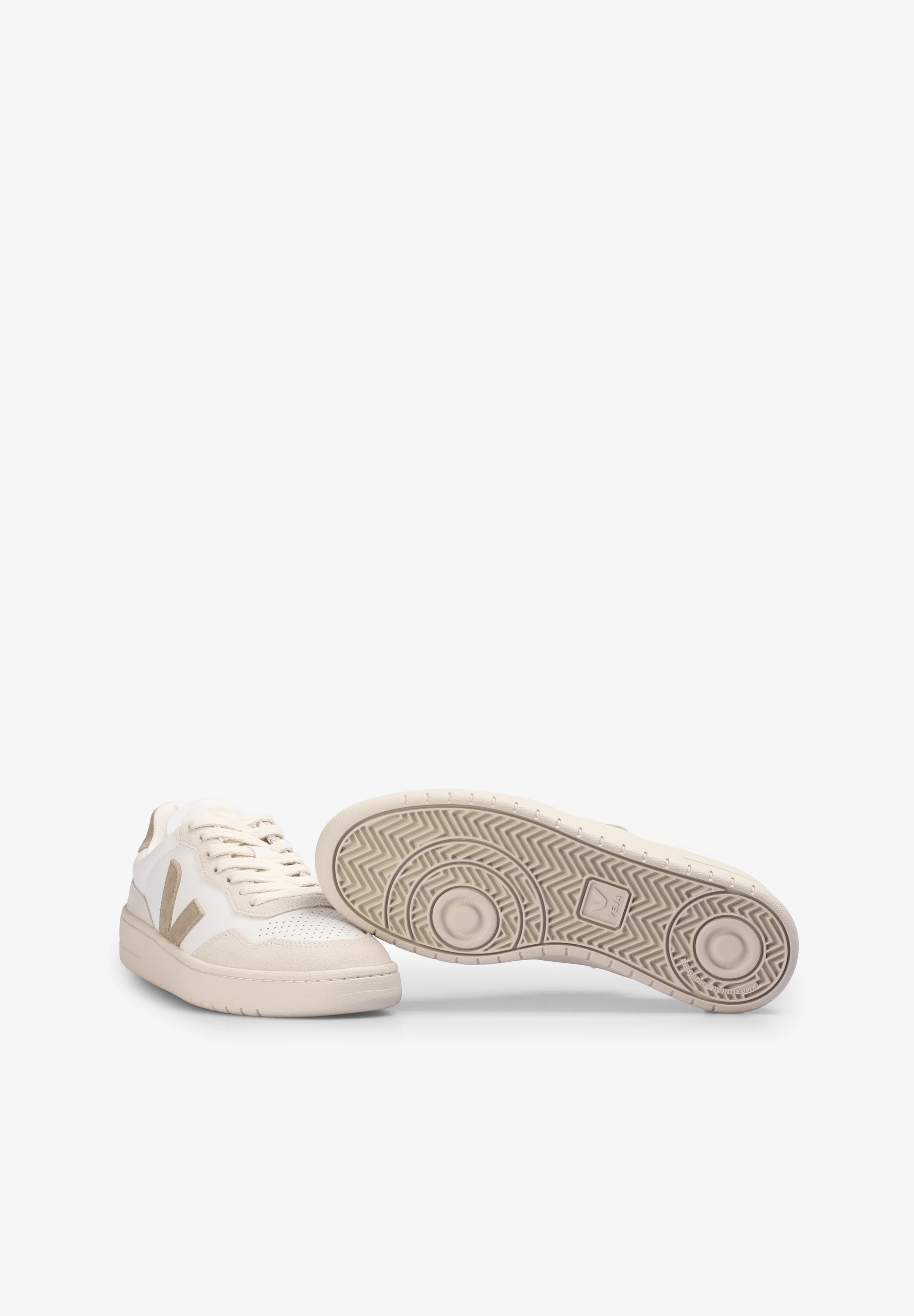 VEJA | SNEAKERS V-90 MUJER