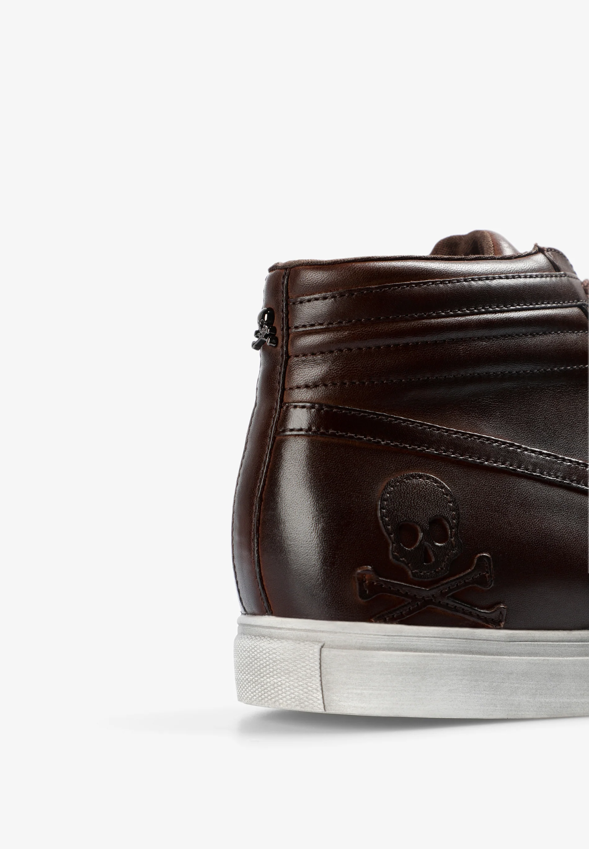 SNEAKERS ALTAS PIEL CALAVERA