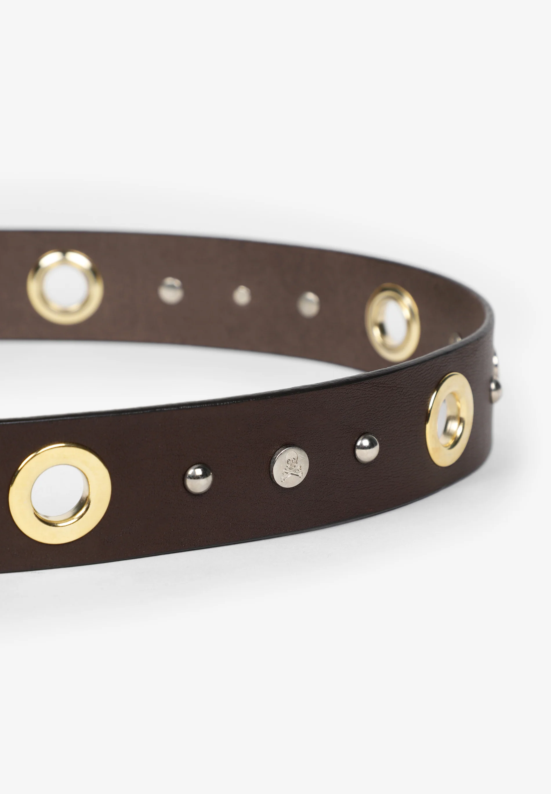 CINTURÓN PIEL DETALLES DORADOS