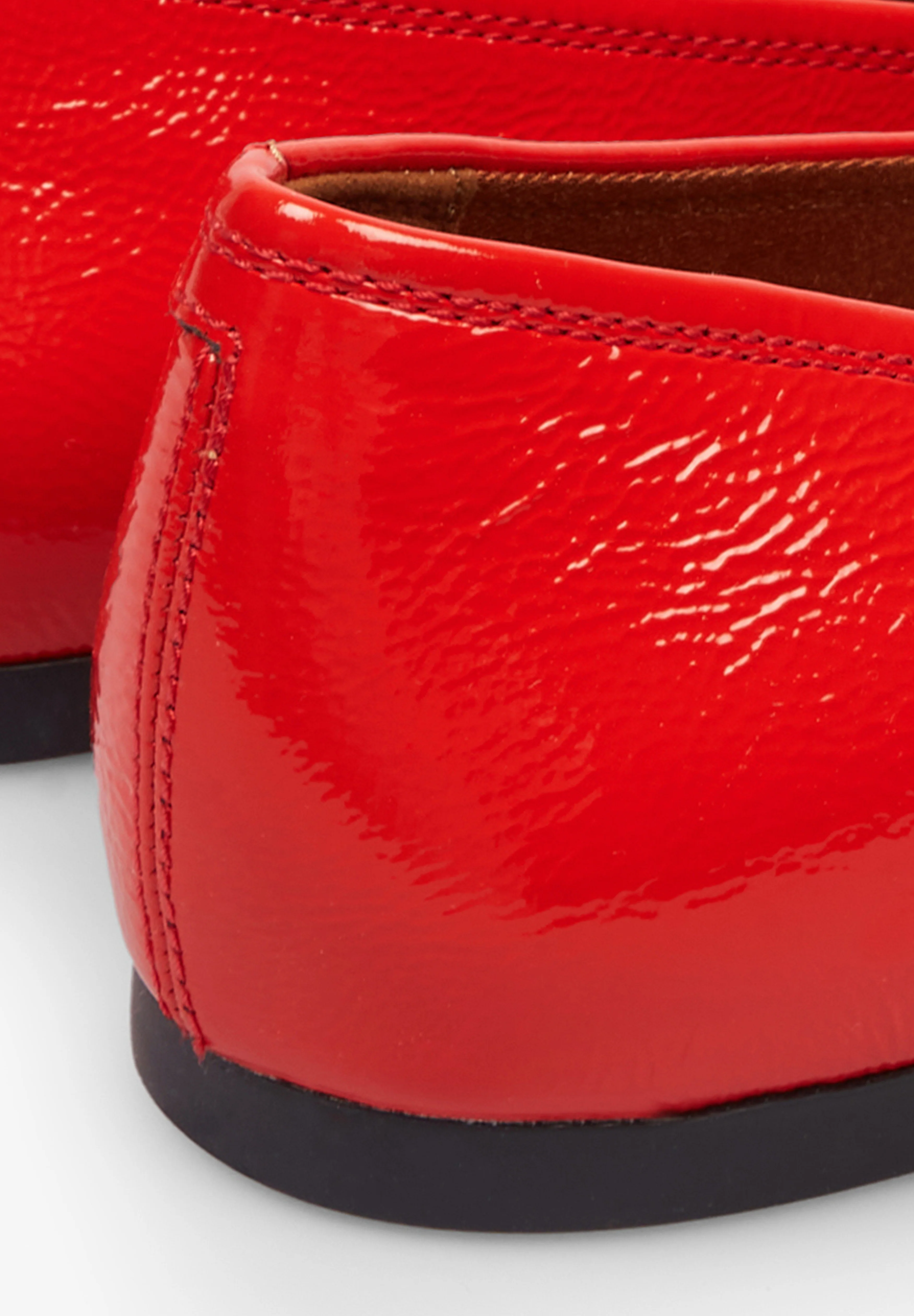 VAGABOND | BAILARINAS JOLIN CHAROL