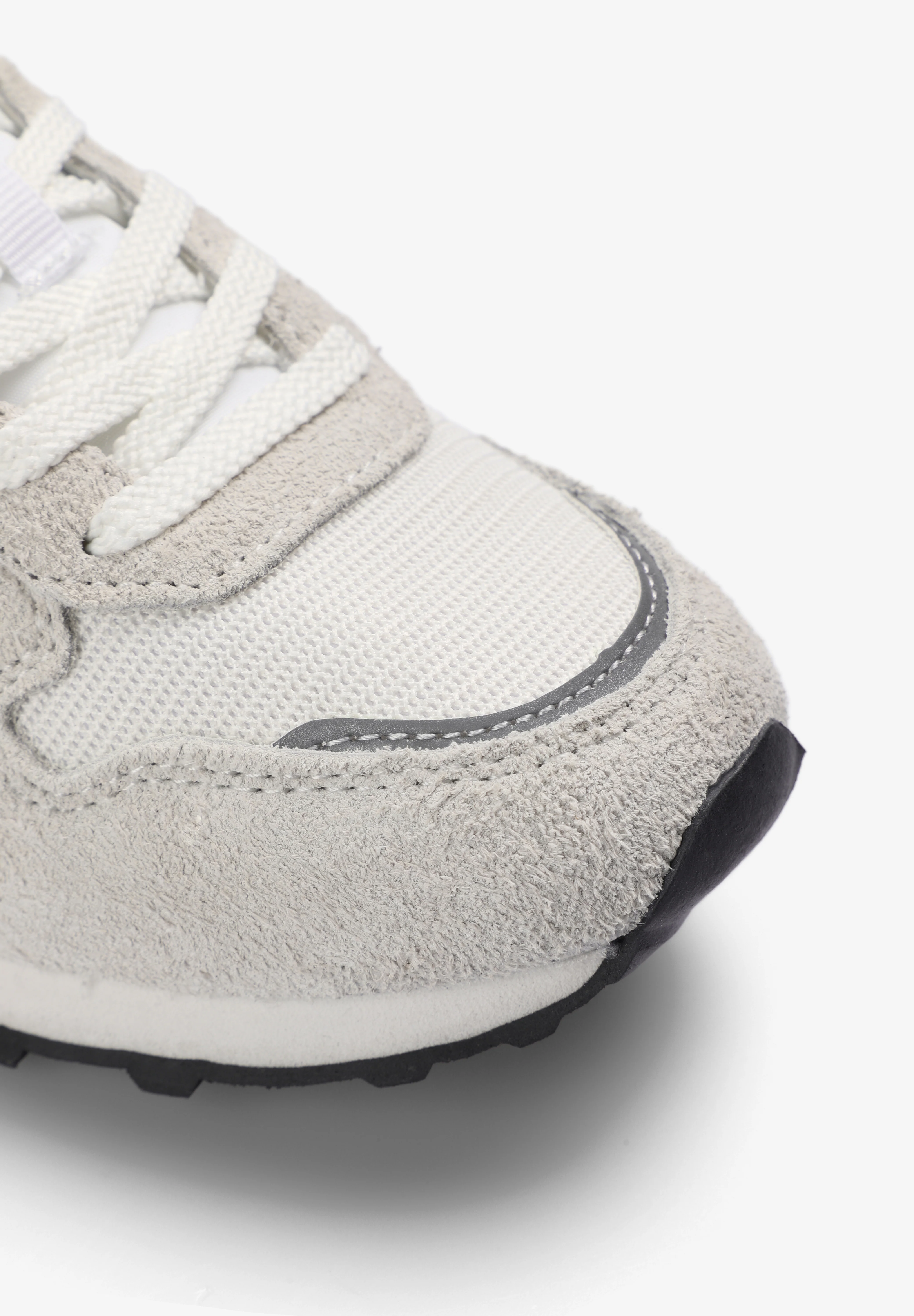 SNEAKERS PIEL CALAVERA LATERAL