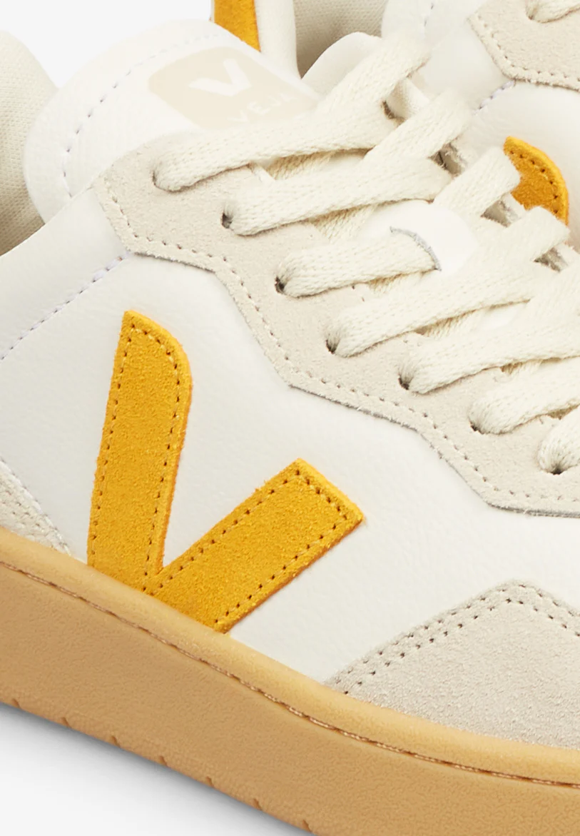 VEJA | SNEAKERS V-90 O.T