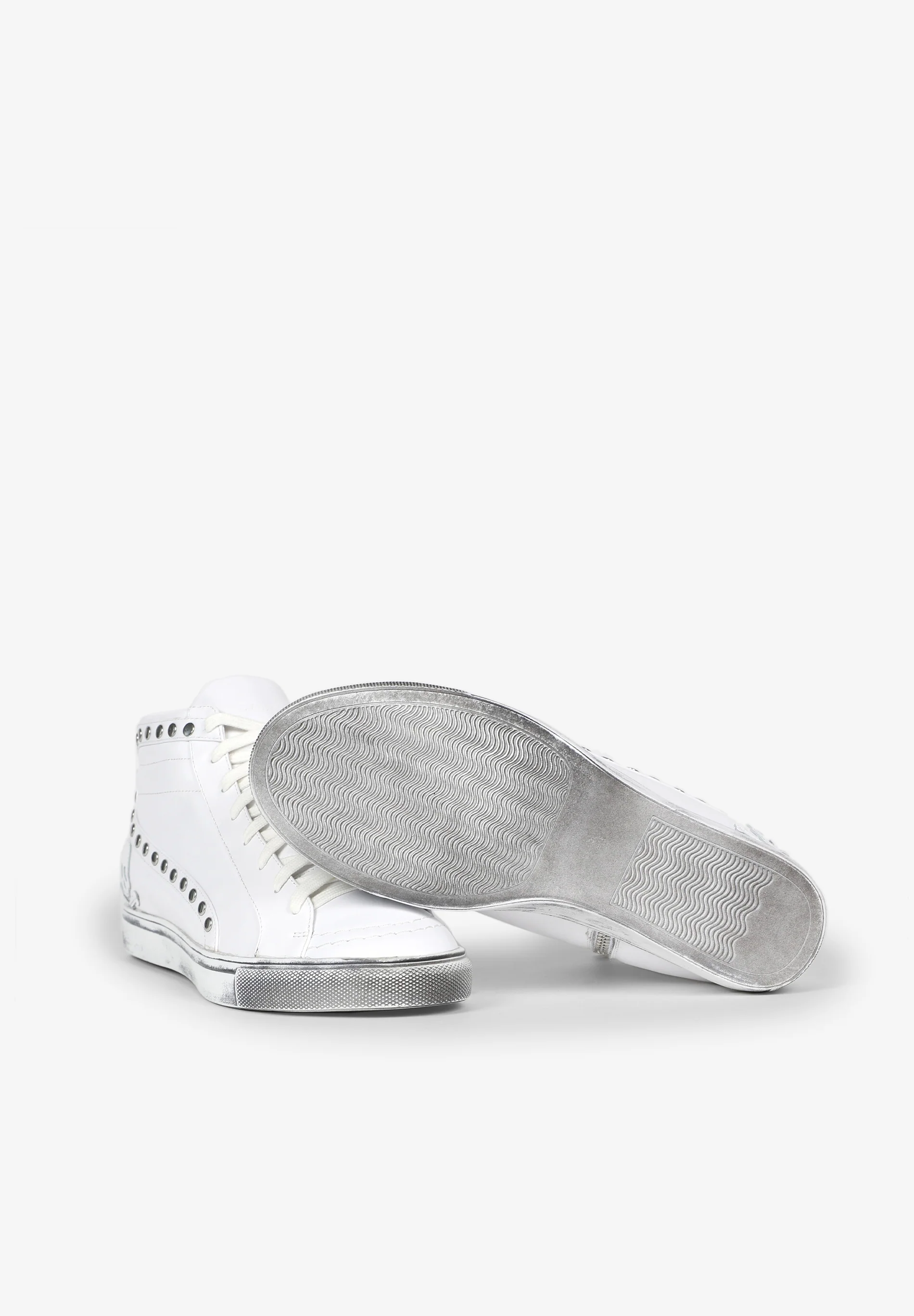 SNEAKERS BOTAS TACHAS