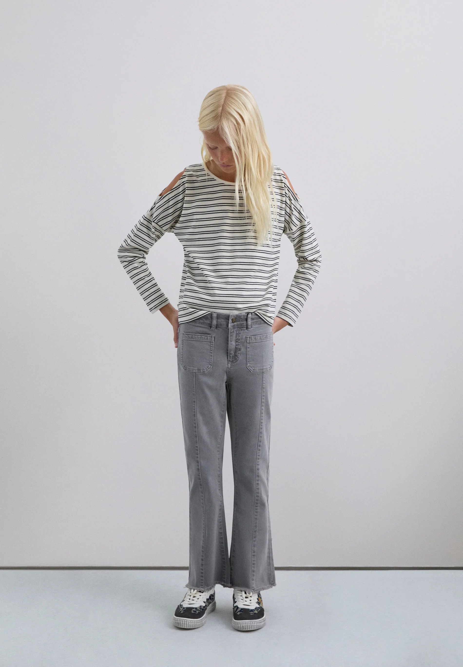 PANTALÓN FLARE FLECOS
