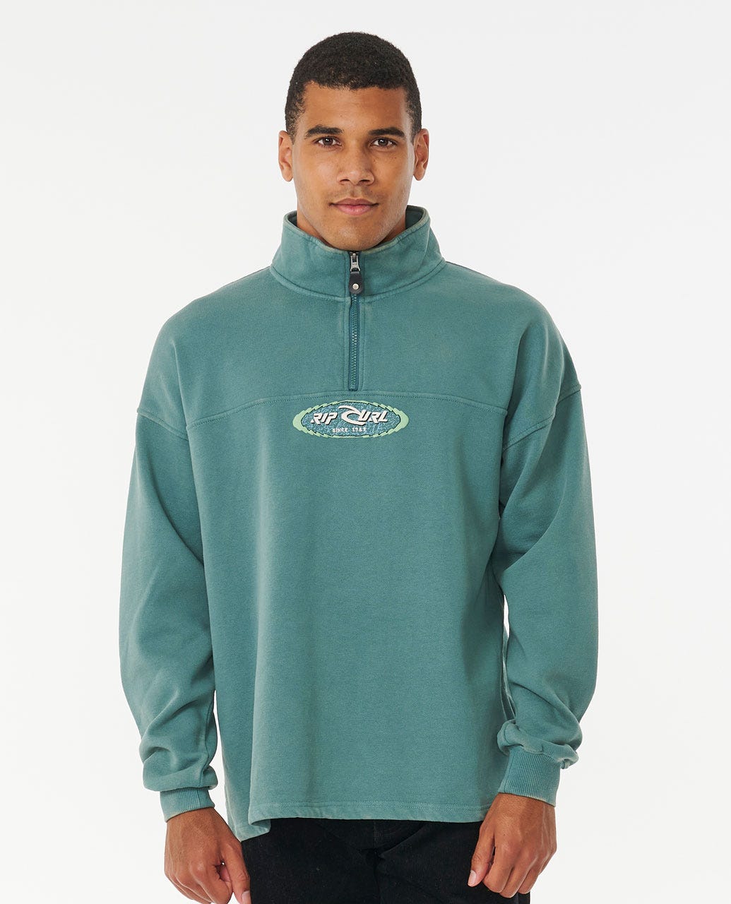 Fader Oval 1/4 Zip Crew