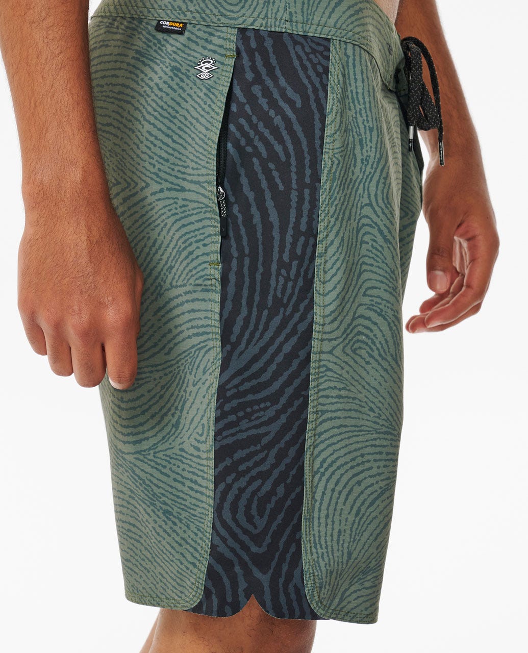 Mirage 3-2-One Ultimate 19" Boardshort