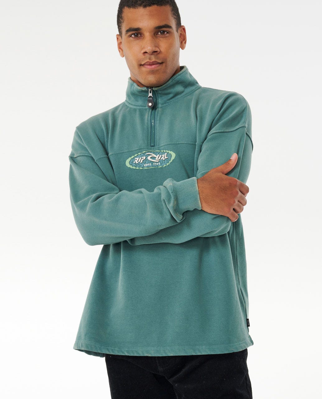Fader Oval 1/4 Zip Crew