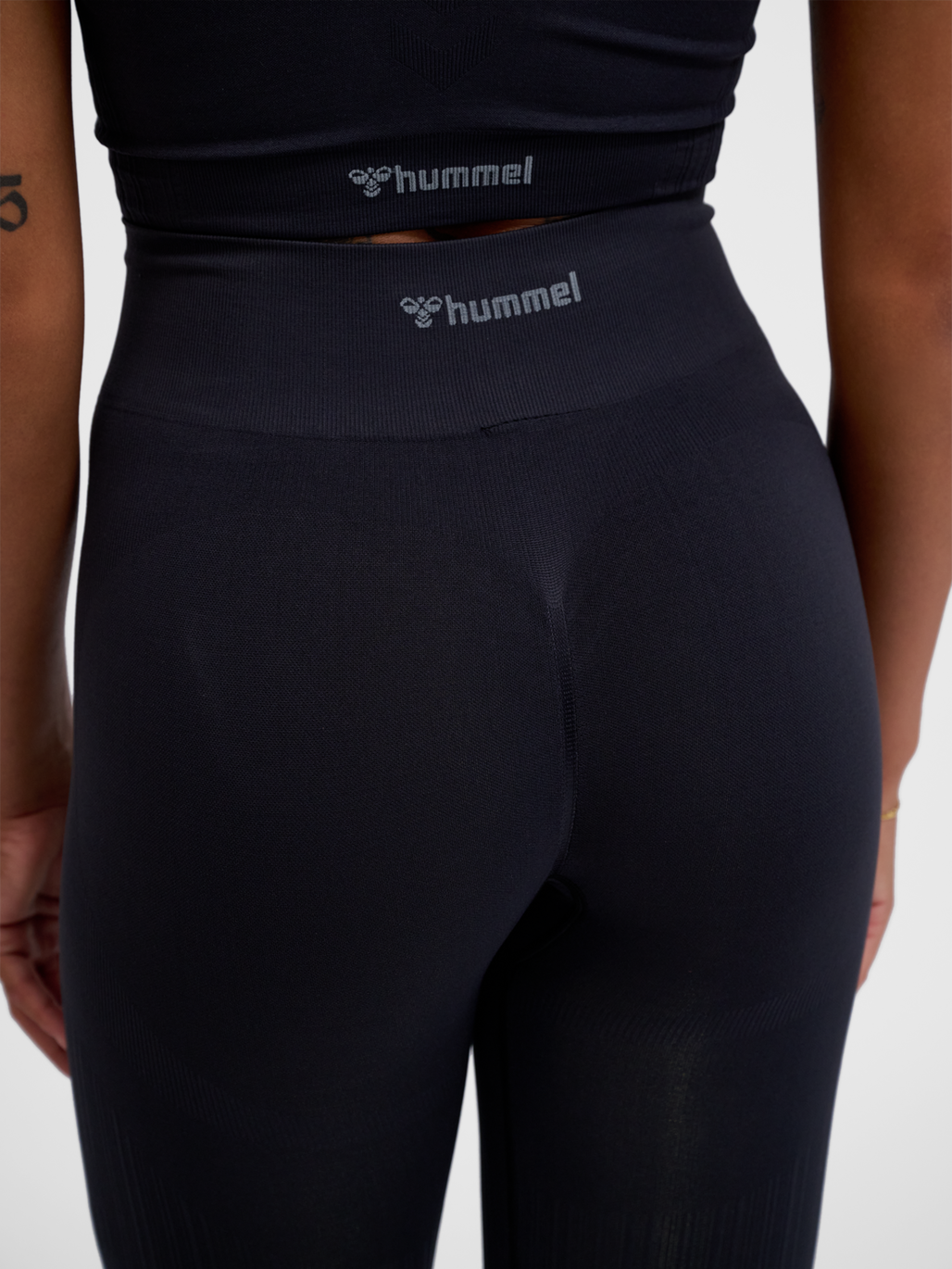 hmlMT DEFINE SEAML SCRUNCH TIGHTS