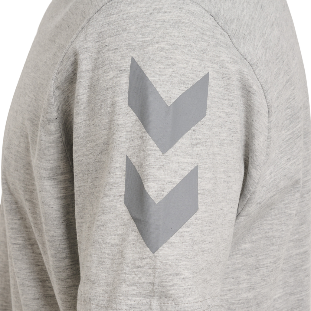 hmlLEGACY CHEVRON T-SHIRT PLUS