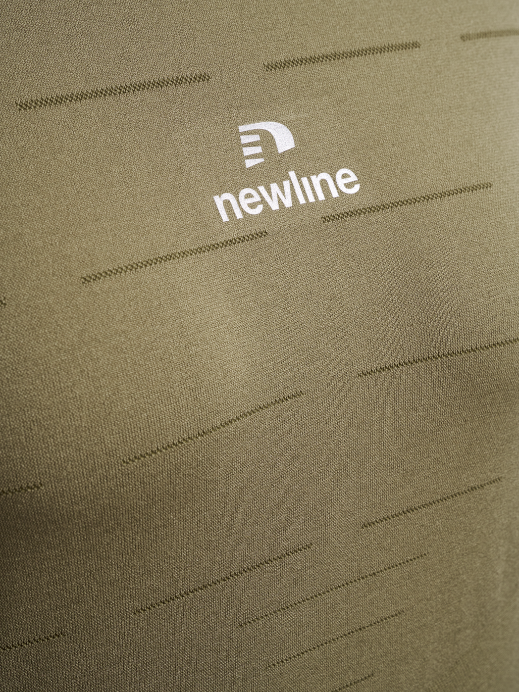 nwlPACE LS SEAMLESS WOMAN