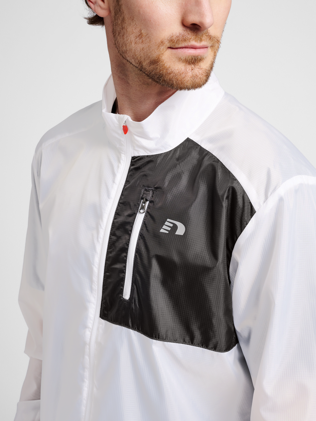 MEN PACKABLE TECH JACKET