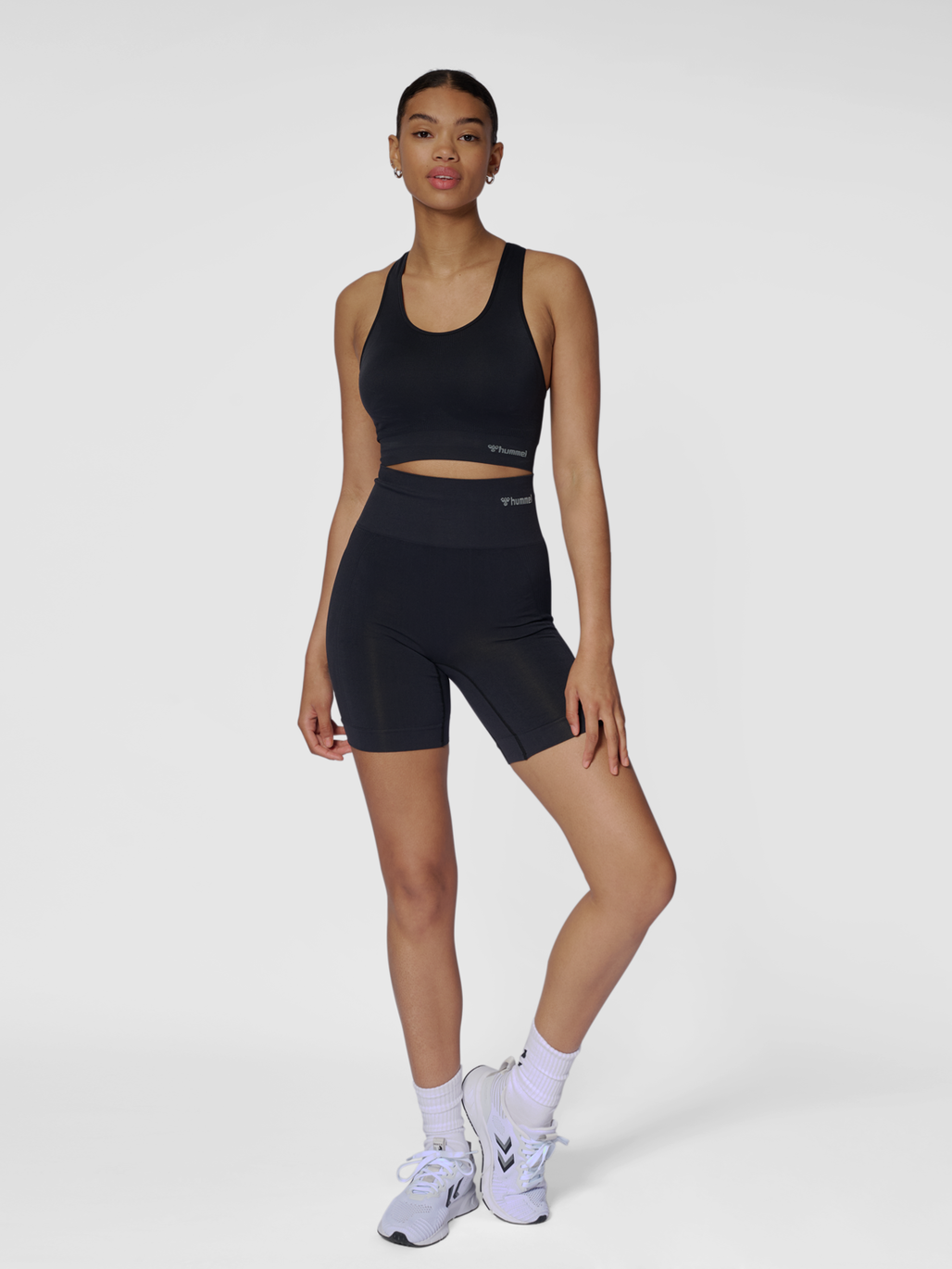 hmlTIF SEAMLESS SHORTS