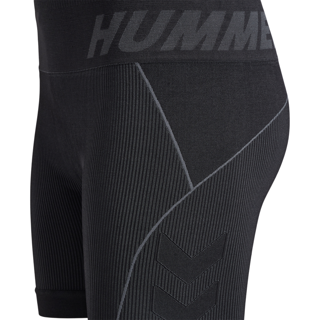 hmlTE CHRISTEL SEAMLESS SHORTS