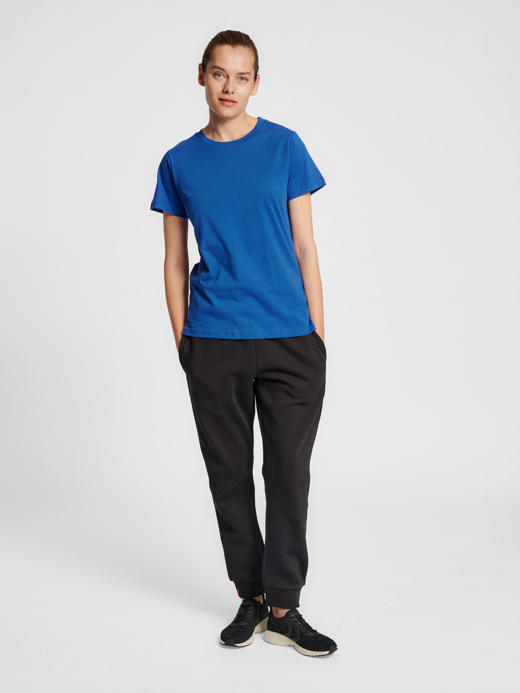 hmlRED BASIC T-SHIRT S/S WOMAN
