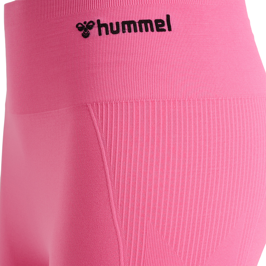 hmlTIF SEAMLESS SHORTS
