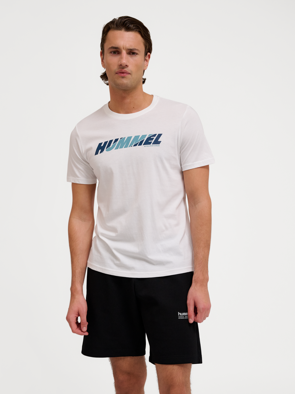 hmlGRAPHIC BOLD LOGO TEE