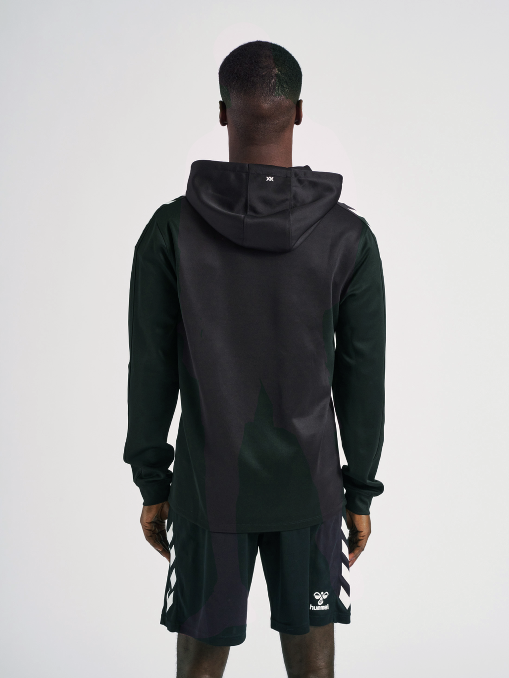 hmlCORE XK POLY ZIP HOOD SWEAT