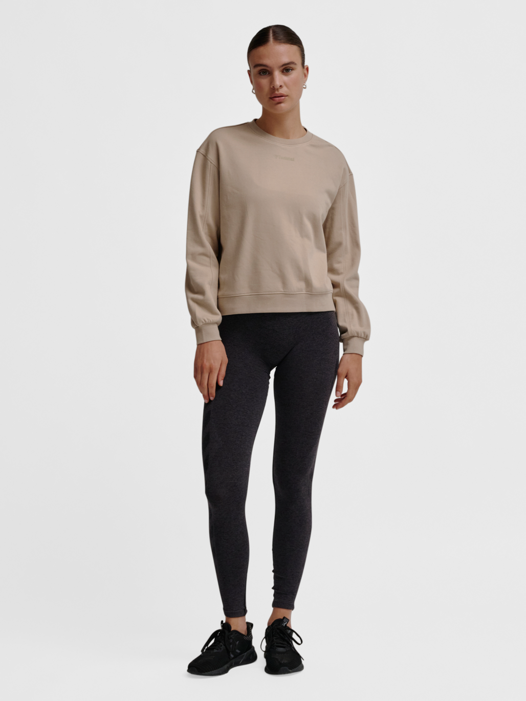 hmlMT DHYANI SWEATSHIRT