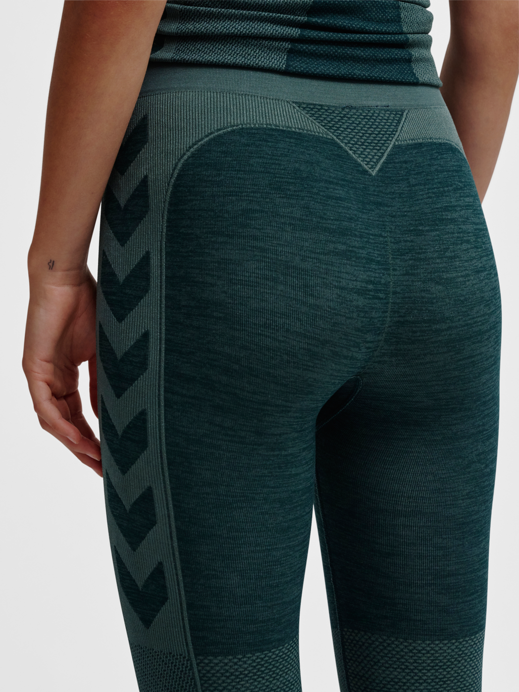 hmlCLEA SEAMLESS MID WAIST TIGHTS