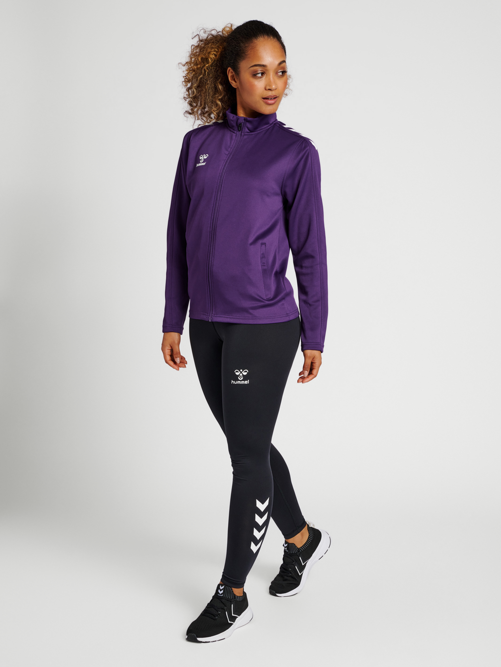 hmlCORE XK POLY ZIP SWEAT WOMAN